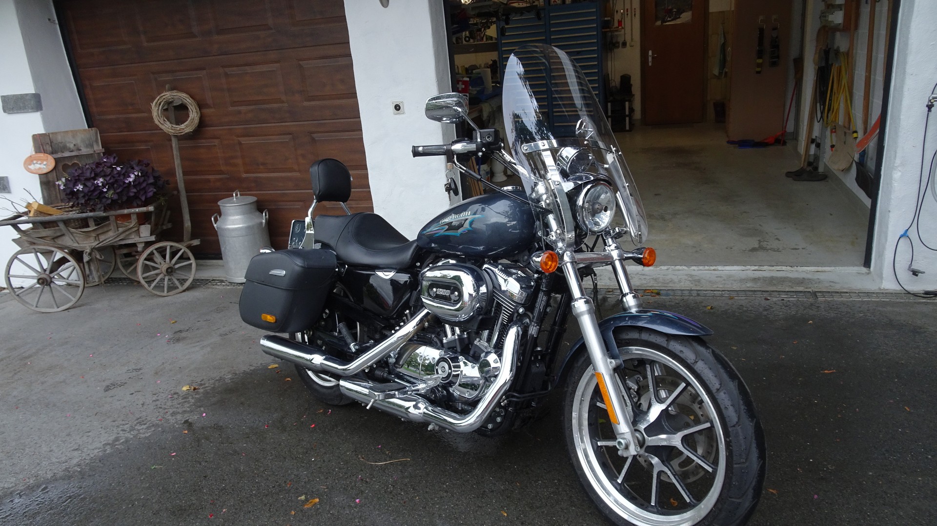 HARLEY-DAVIDSON XL 1200 C Sportster Superlow ABS-image-9