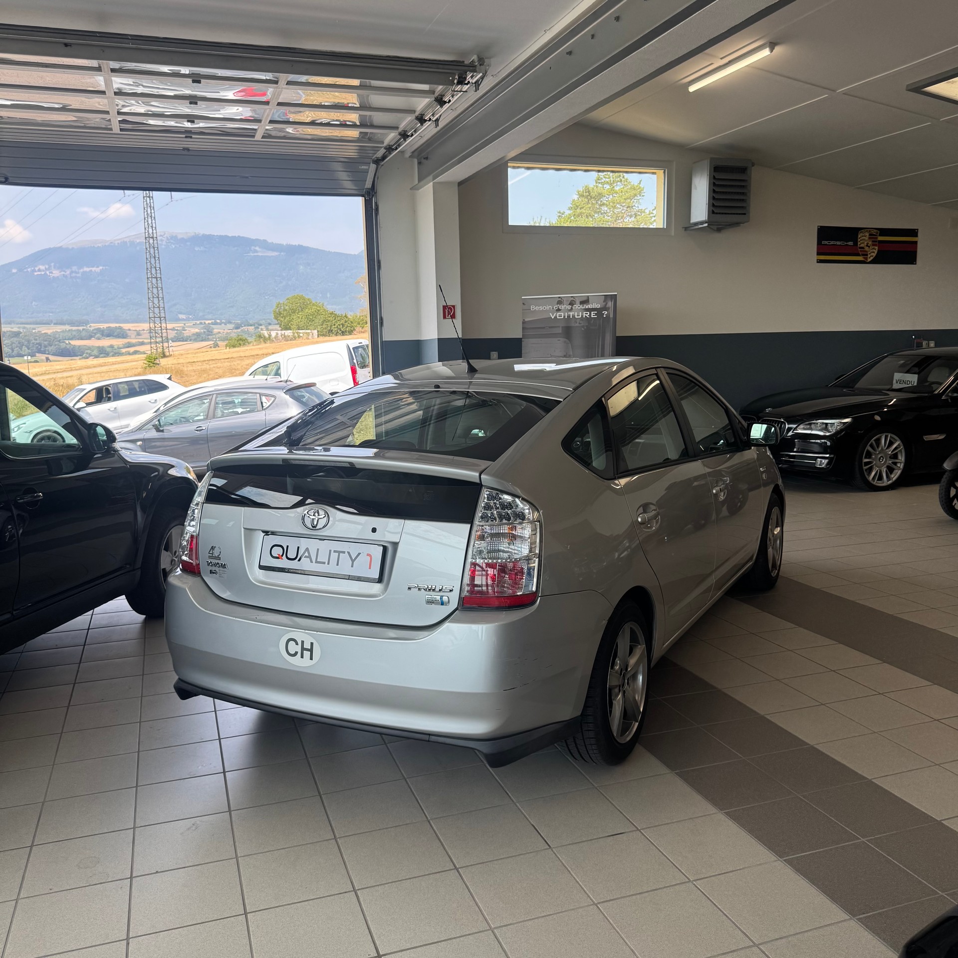 TOYOTA Prius 1.5 16V Hybrid-image-18