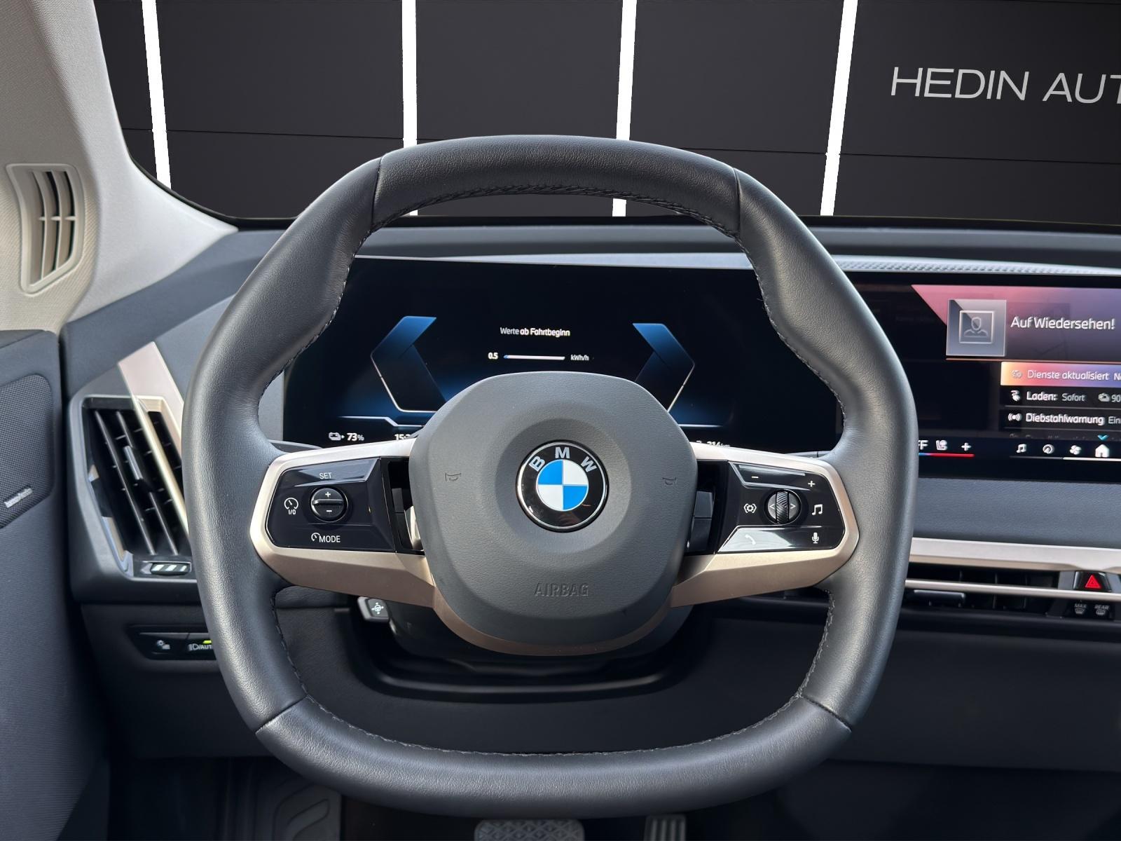 BMW iX I20 xDrive45-image-5