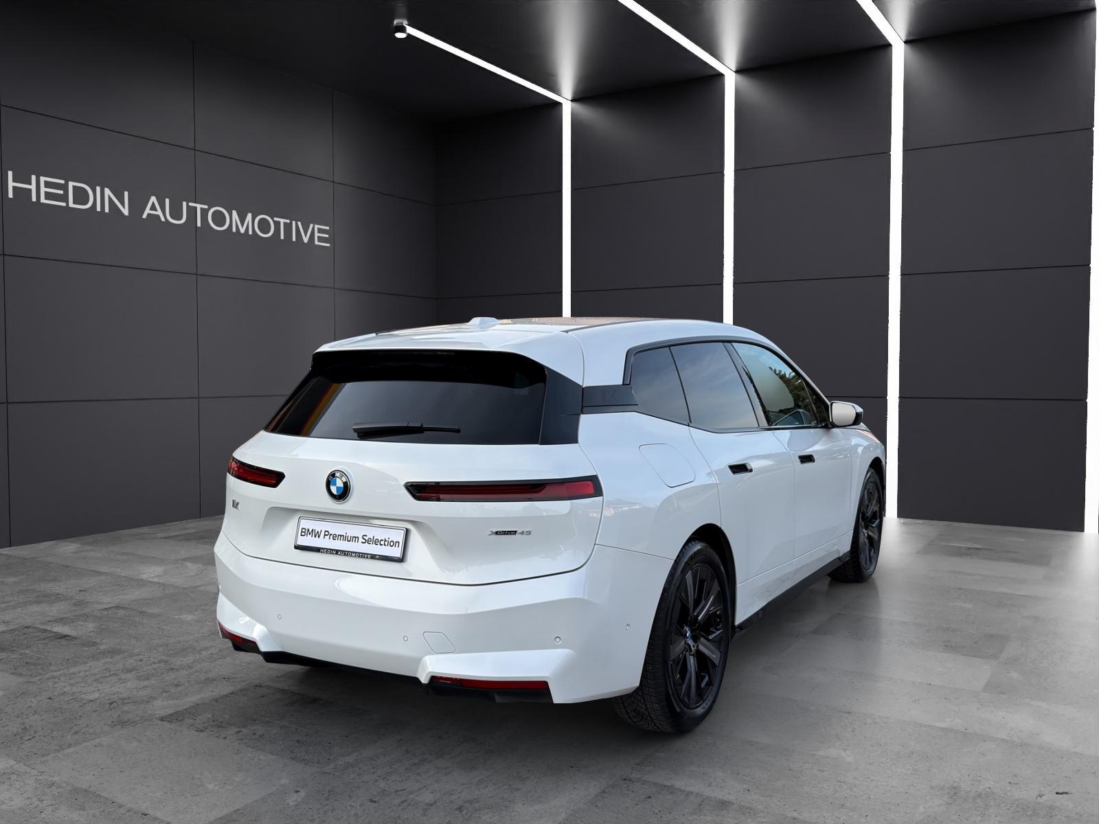 BMW iX I20 xDrive45-image-15