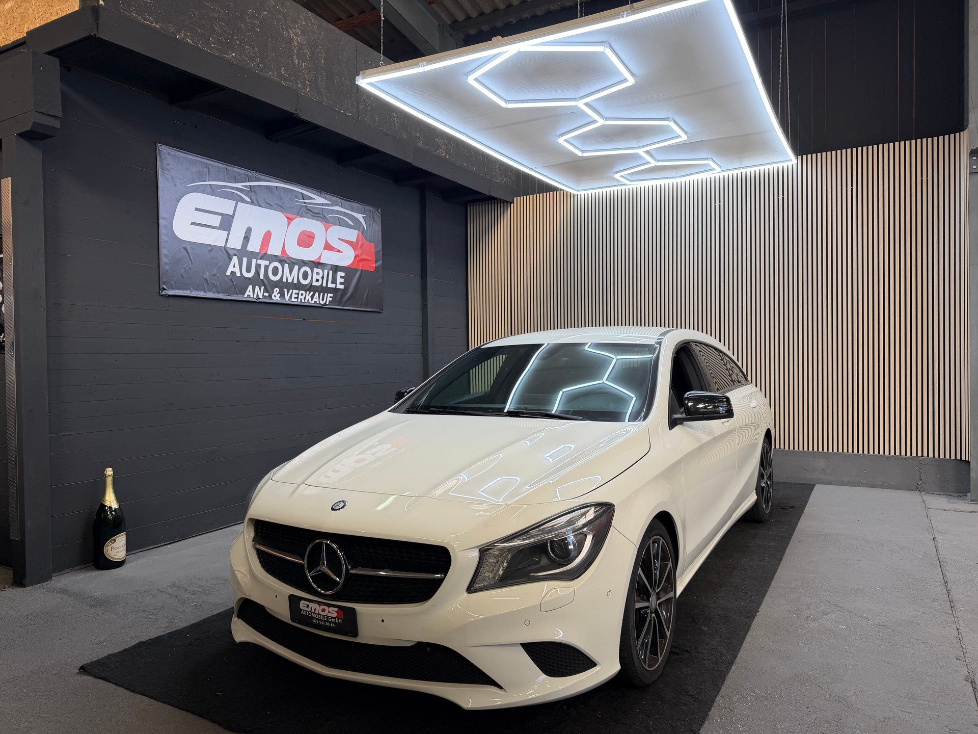 MERCEDES-BENZ CLA 200 CDI Urban 4Matic 7G-DCT