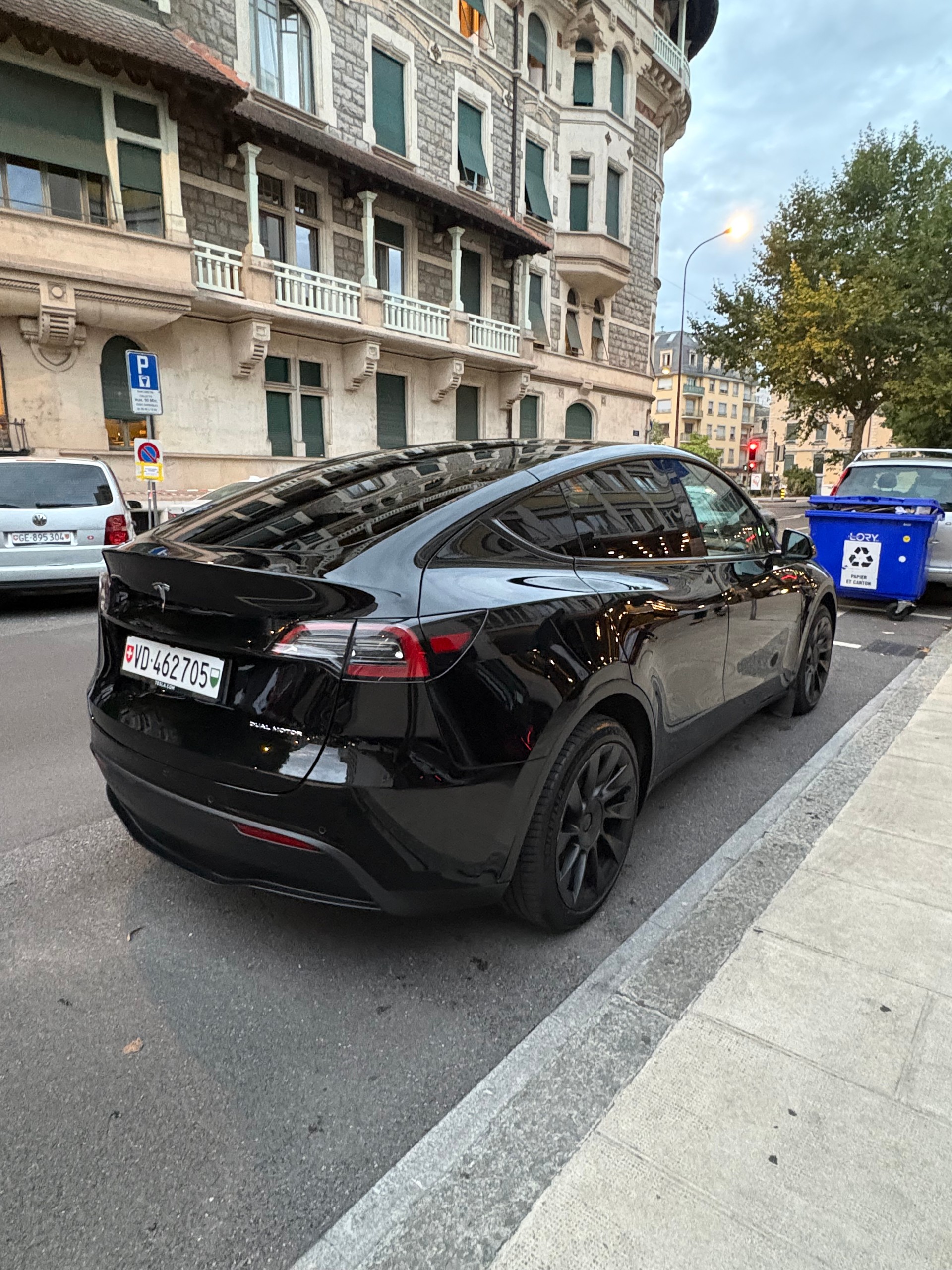 TESLA Long Range D-image-1