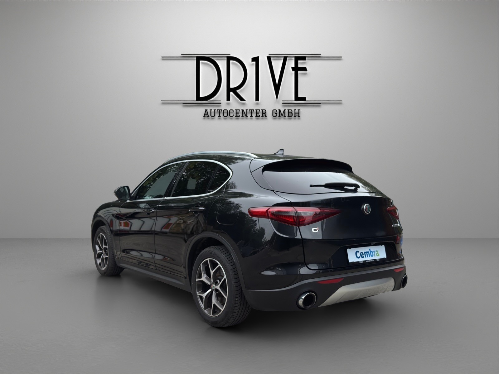 ALFA ROMEO Stelvio 2.0 Super Q4 Automatic *Rückfarkamera*Vollleder*Sitz+Lenkradheizung uvm.*-image-6