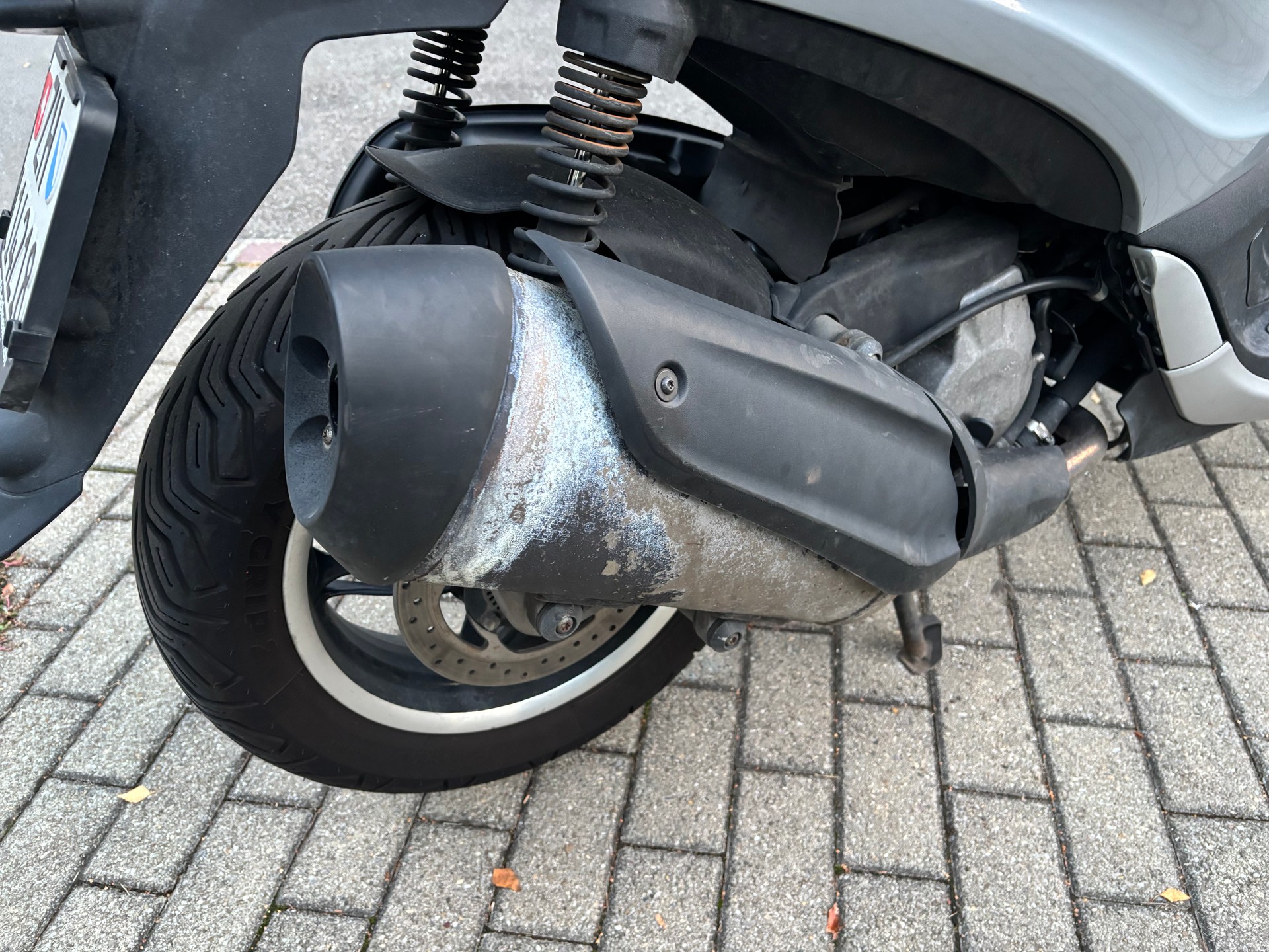 PIAGGIO Beverly 350 i.e. Tourer-image-2