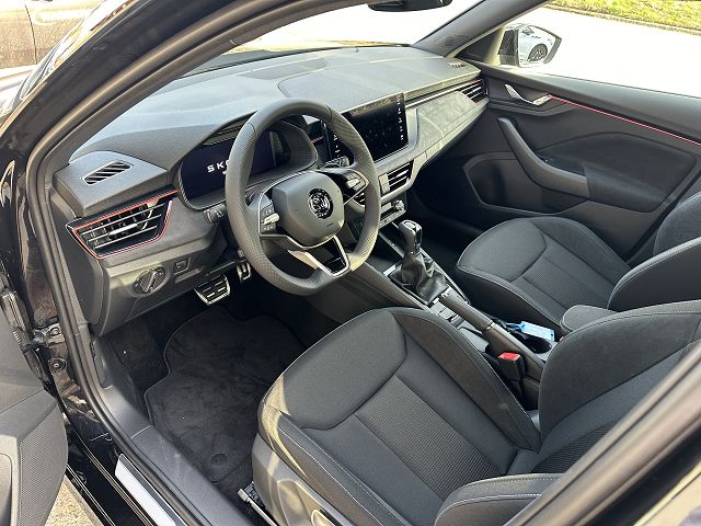 SKODA Kamiq 1.5 TSI Selection DSG-image-10