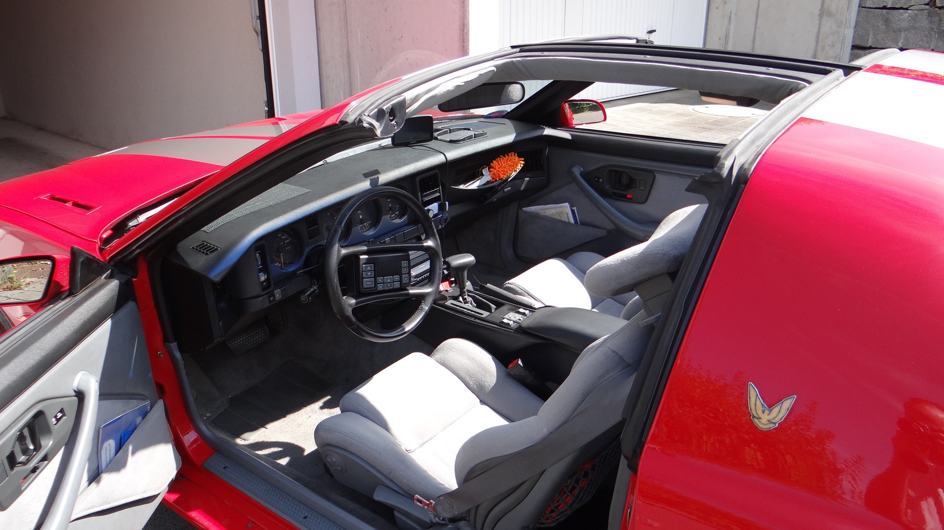 PONTIAC FIREBIRD TransAm GTA-image-12