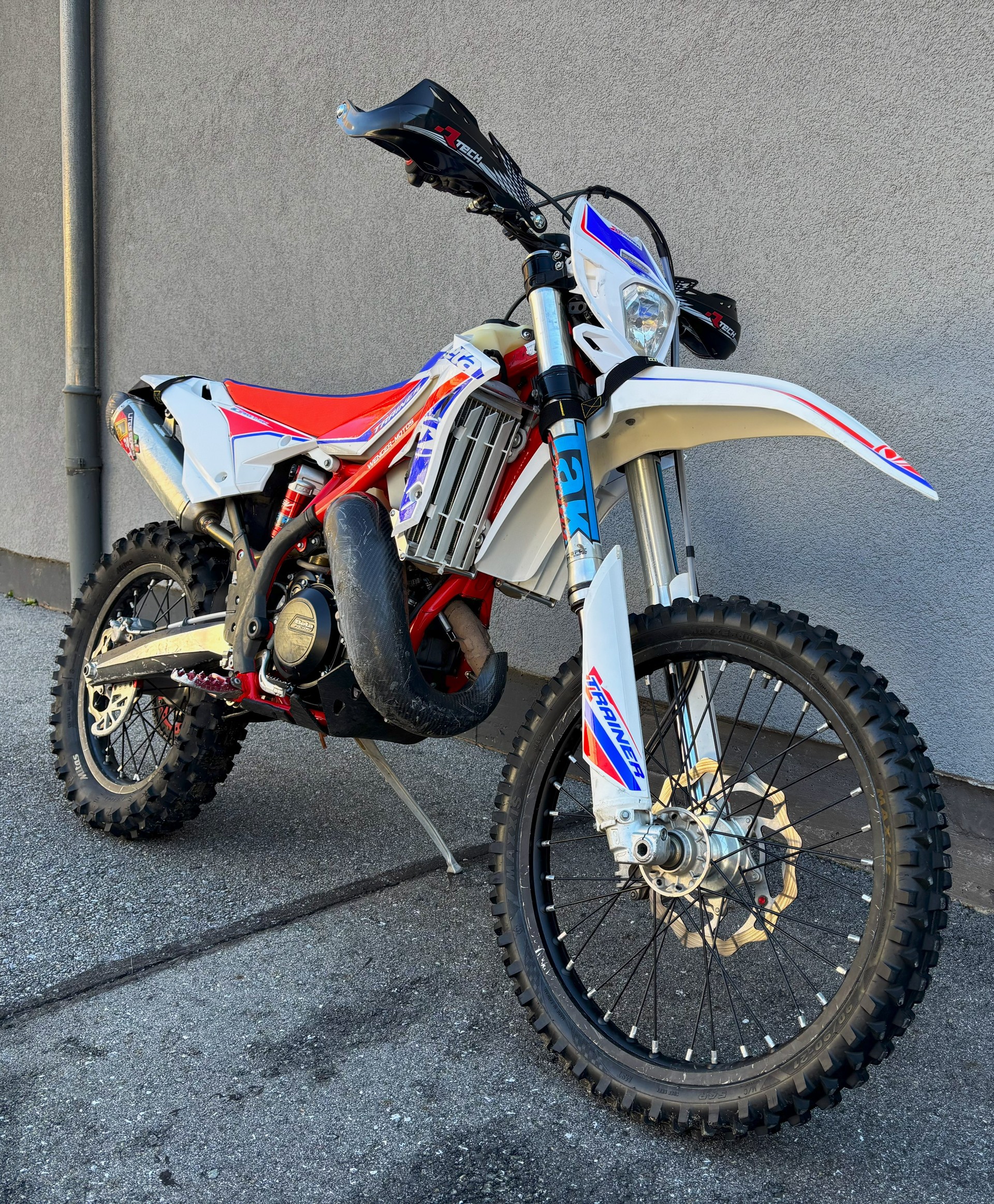 BETA X-Trainer 300-image-1