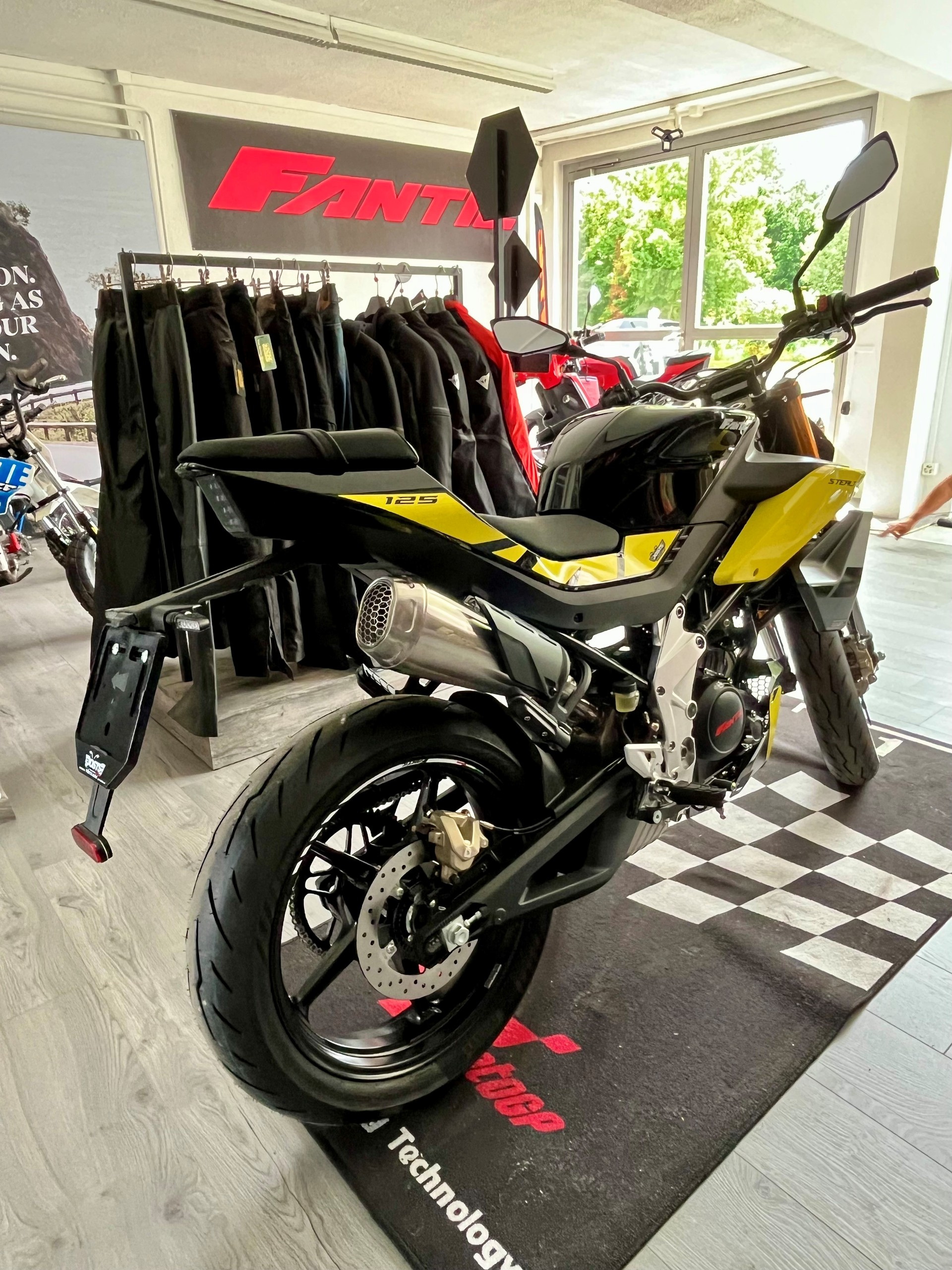 FANTIC STEALTH 125 ABS - GRATIS LIEFERUNG*-image-2