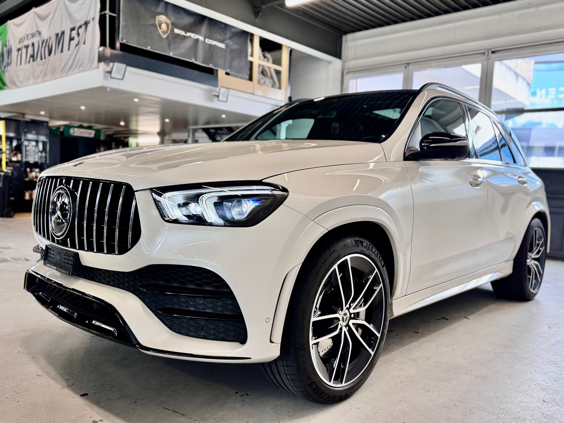 MERCEDES-BENZ GLE 450 4Matic AMG Line 9G-Tronic-image-6