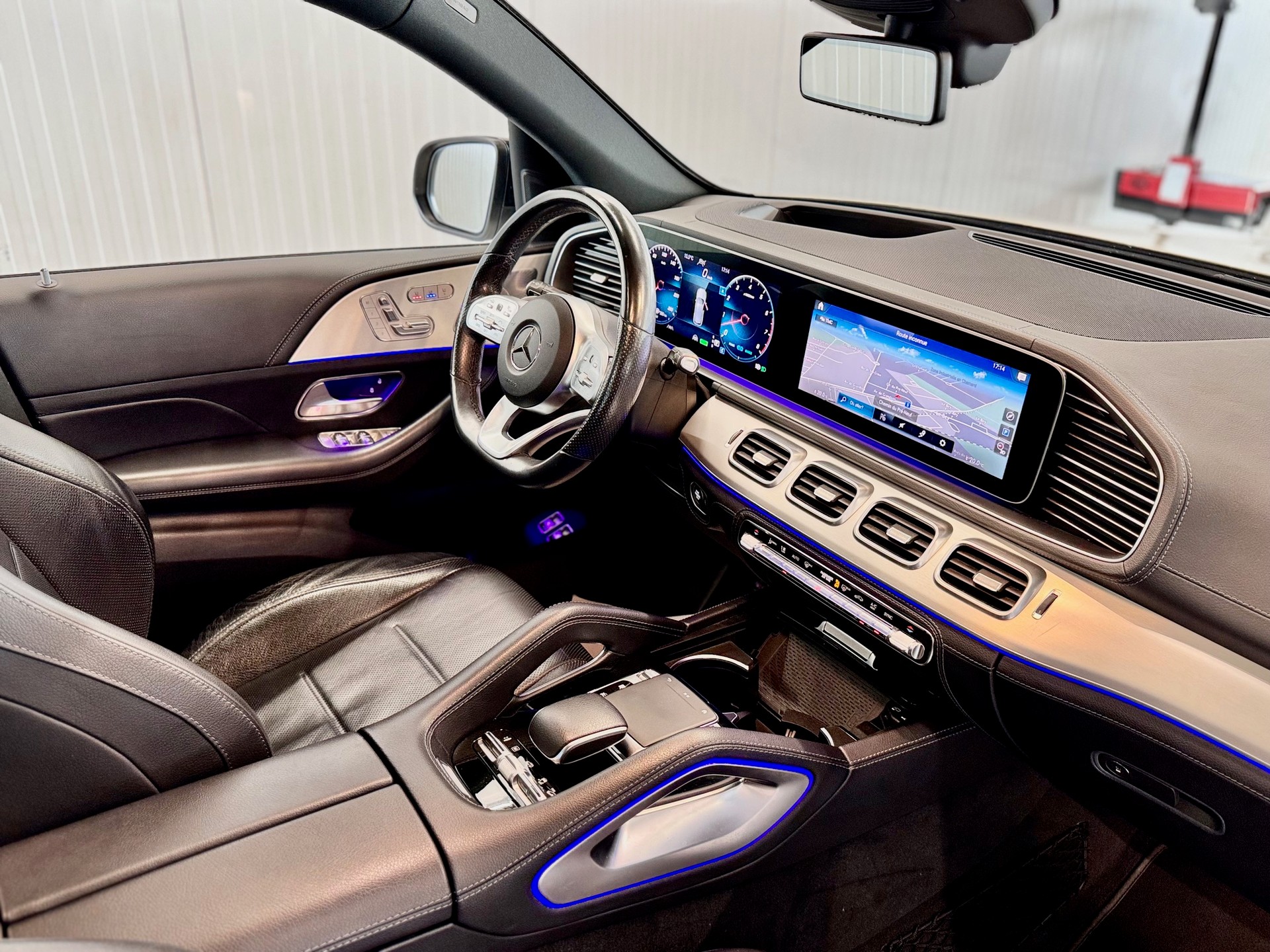 MERCEDES-BENZ GLE 450 4Matic AMG Line 9G-Tronic-image-7