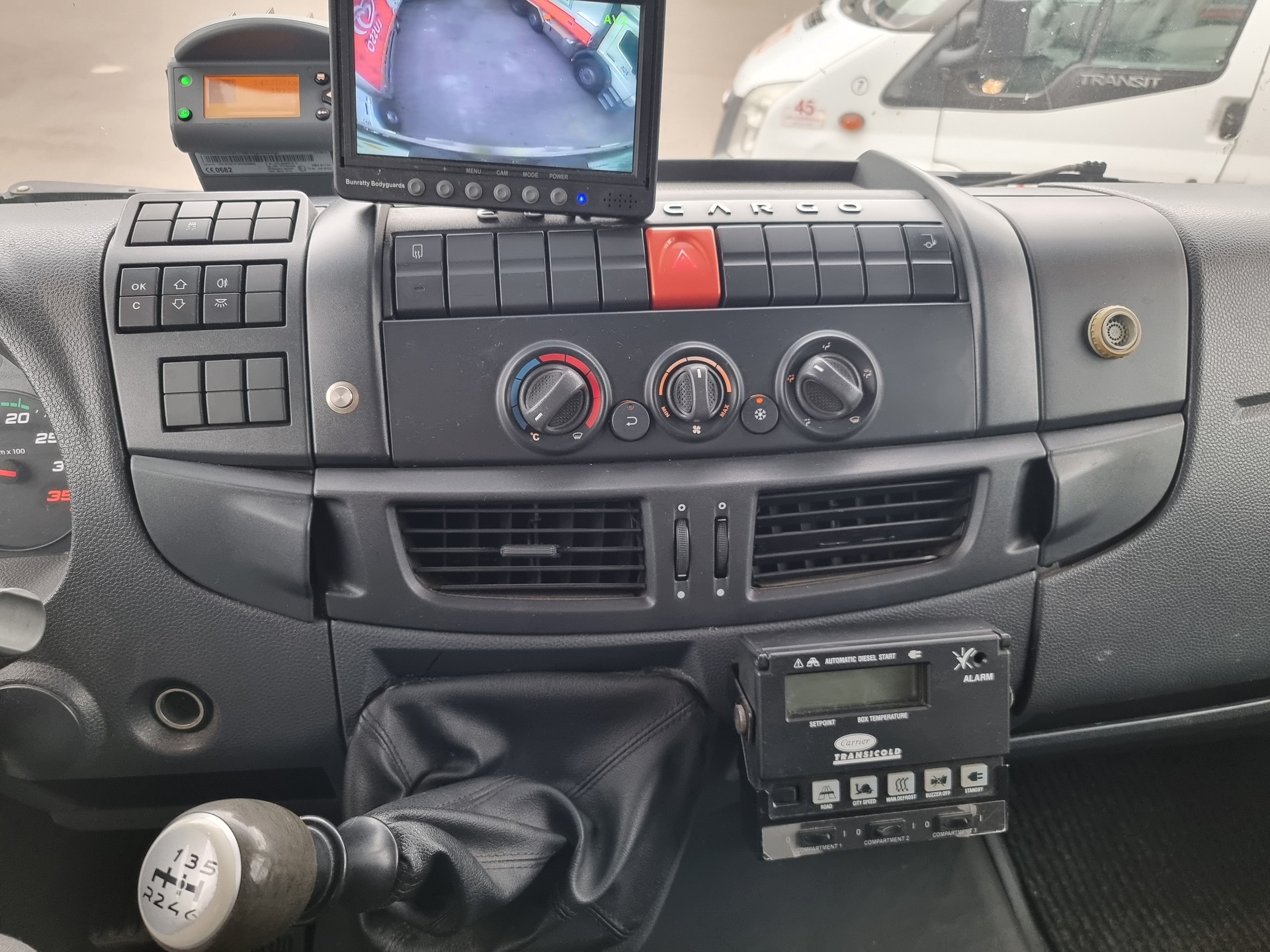 IVECO Eurocargo 110 EL19-image-14