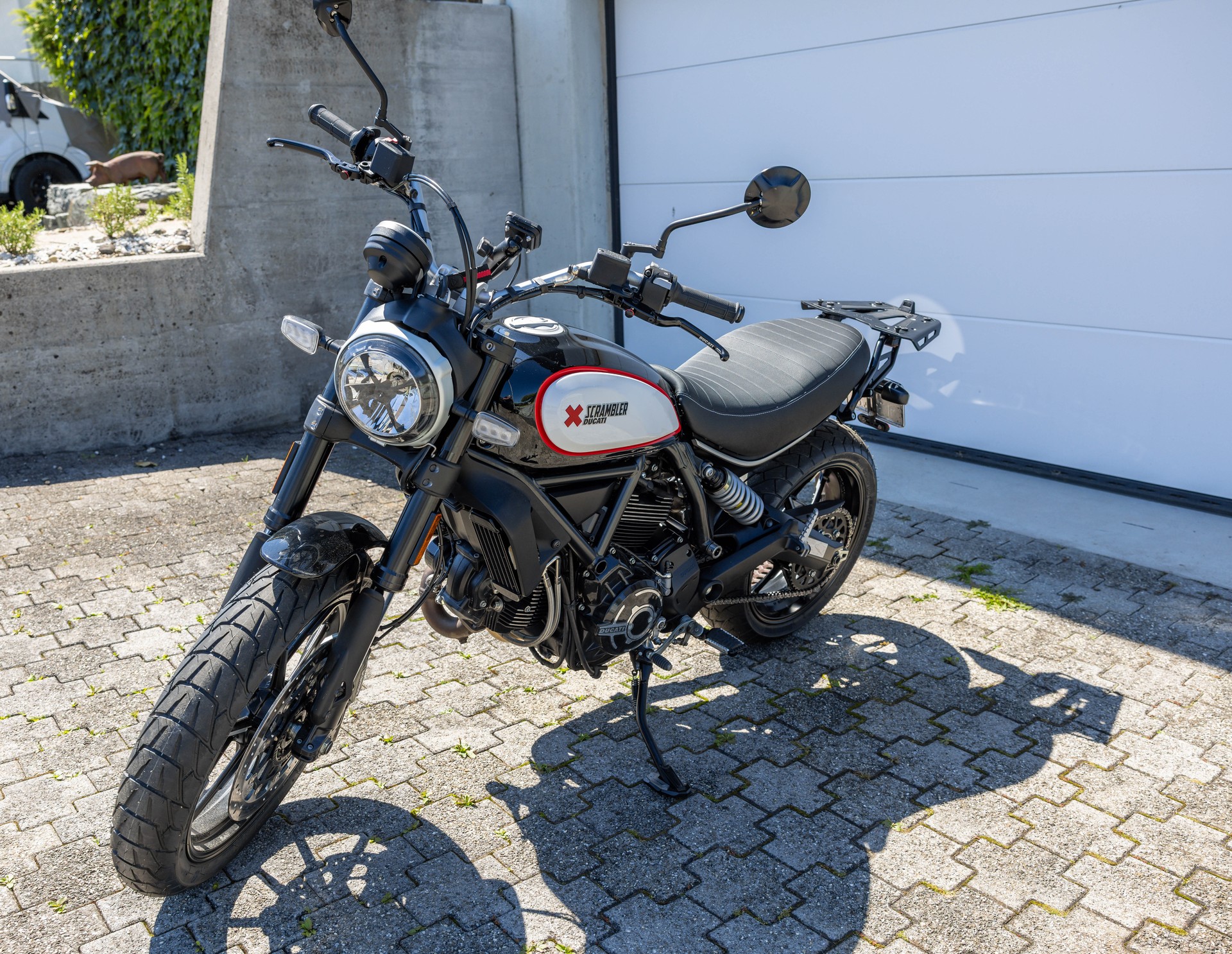 DUCATI Scrambler 800 Icon - Tiefergelegt