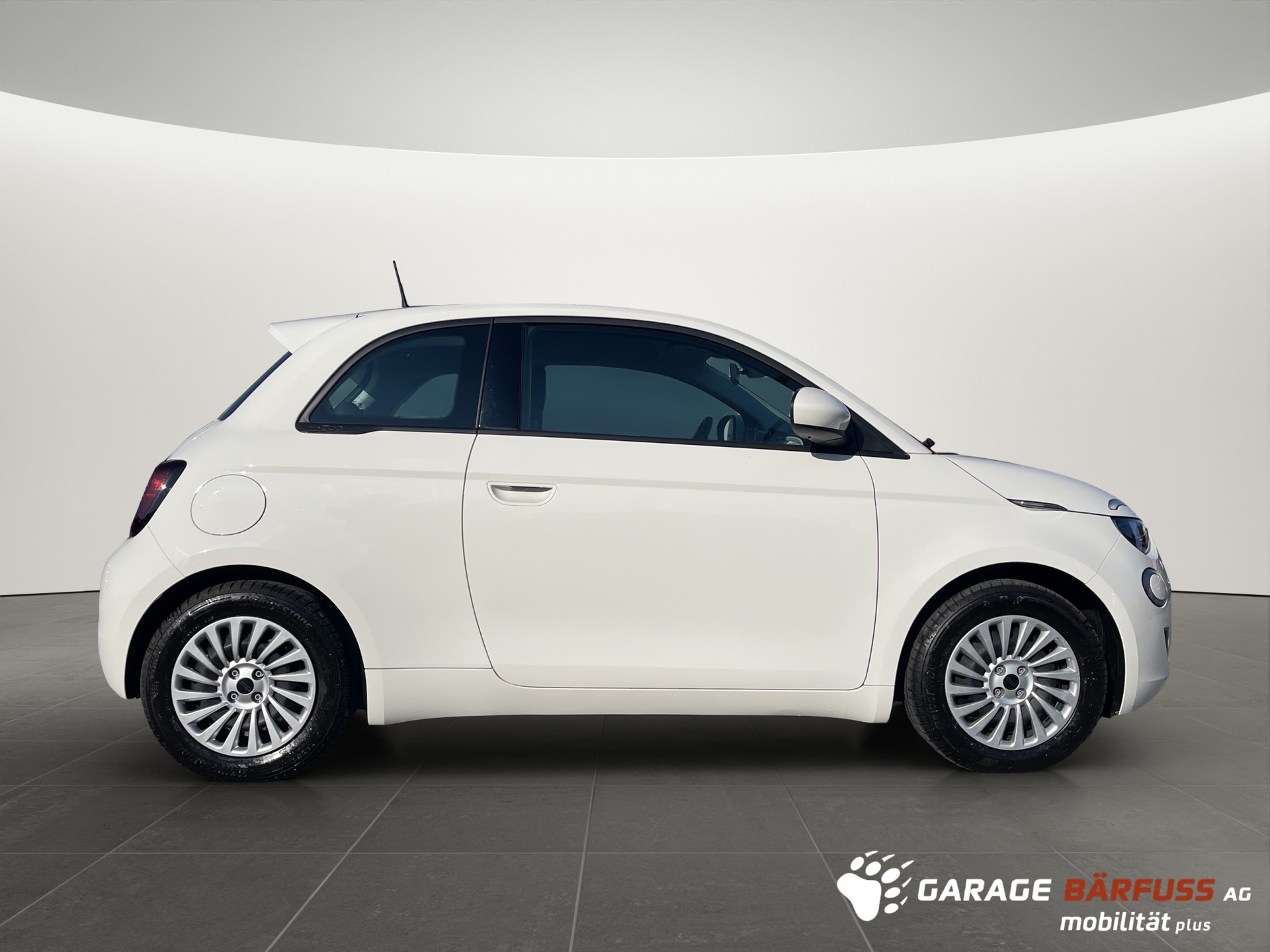 FIAT 500 Action-image-5