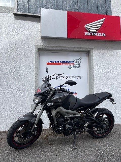 YAMAHA MT-09 ABS