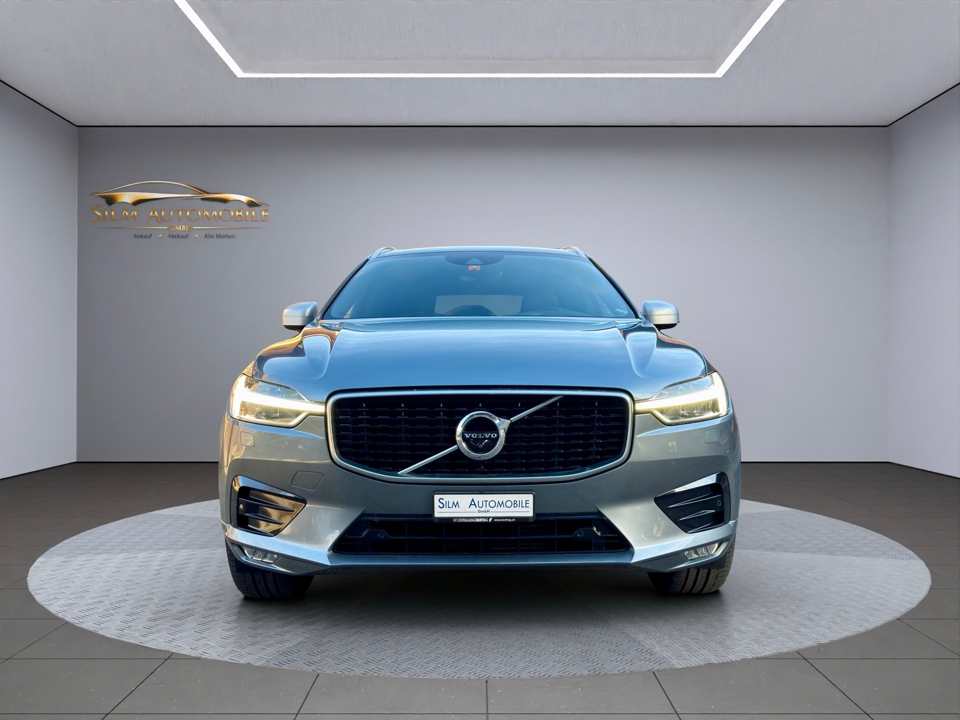 VOLVO XC60 D4 AWD R-Design Geartronic-showroom-element-2