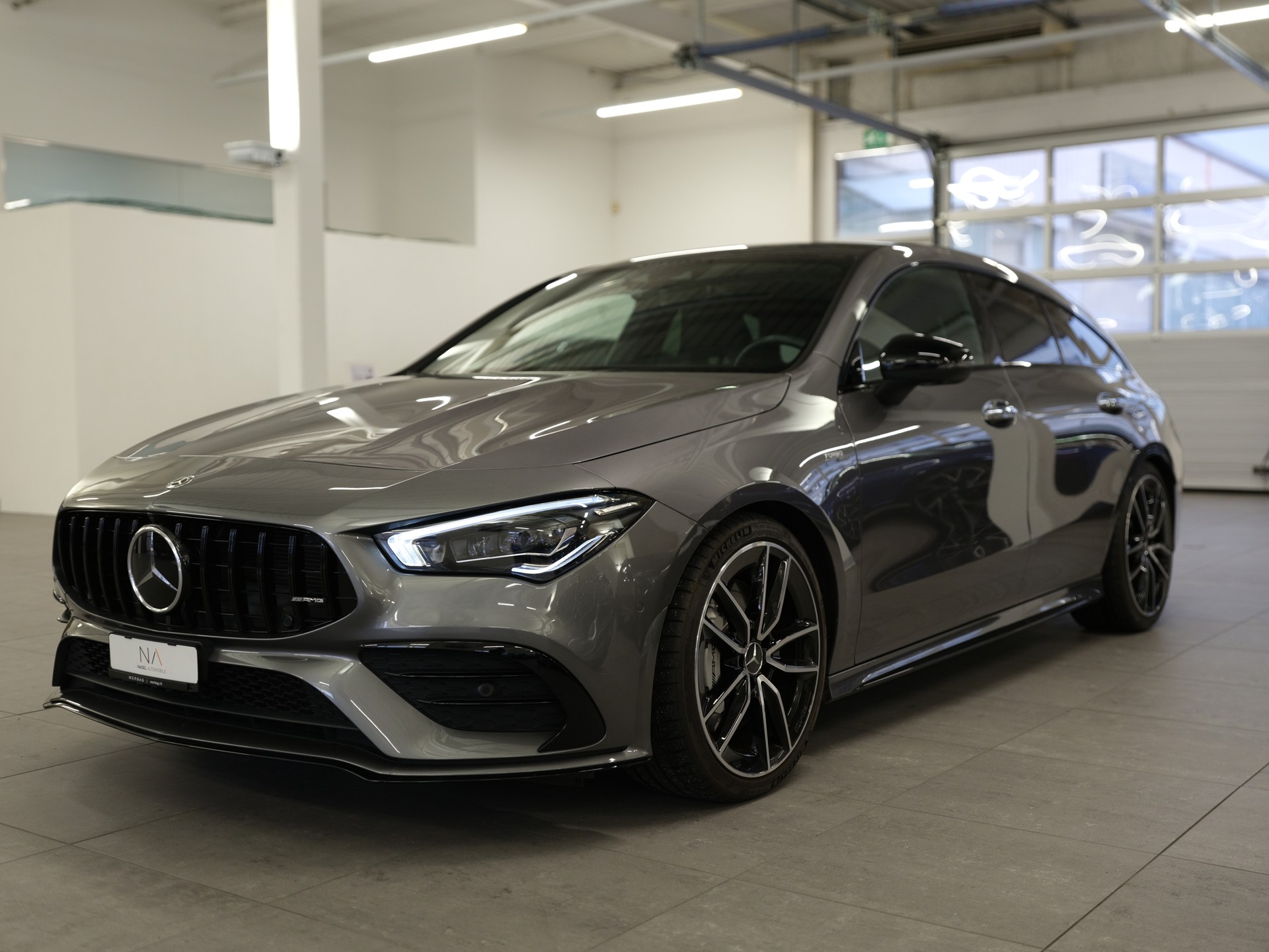 MERCEDES-BENZ CLA Shooting Brake 35 AMG 4Matic 7G-DCT *Premium Plus Paket* *Night Paket* *Fahrassistenz-Paket*-showroom-element-3