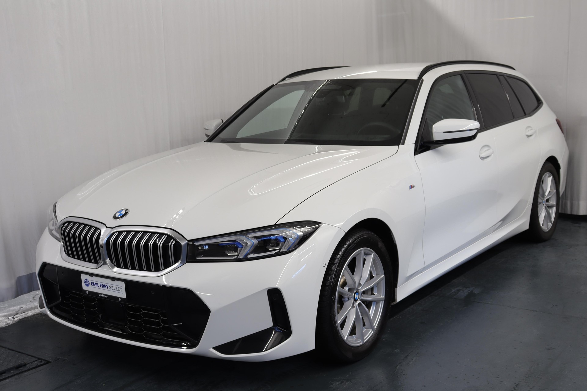 BMW 330d xDrive SAG Touring