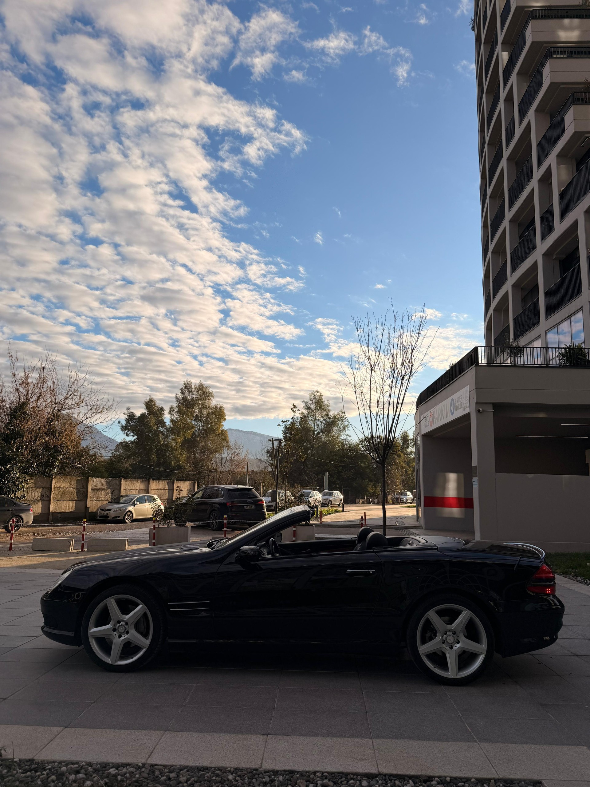 MERCEDES-BENZ SL 500 7G-Tronic-showroom-element-1