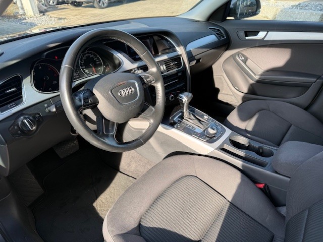 AUDI A4 Avant 2.0 TDI 150-image-4