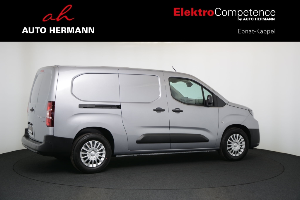 TOYOTA Proace City Van EV Advanced Long L2-image-6