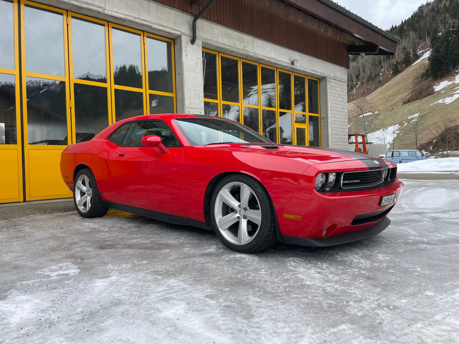 DODGE 5.7 V8 Hemi R/T Miami-image-9