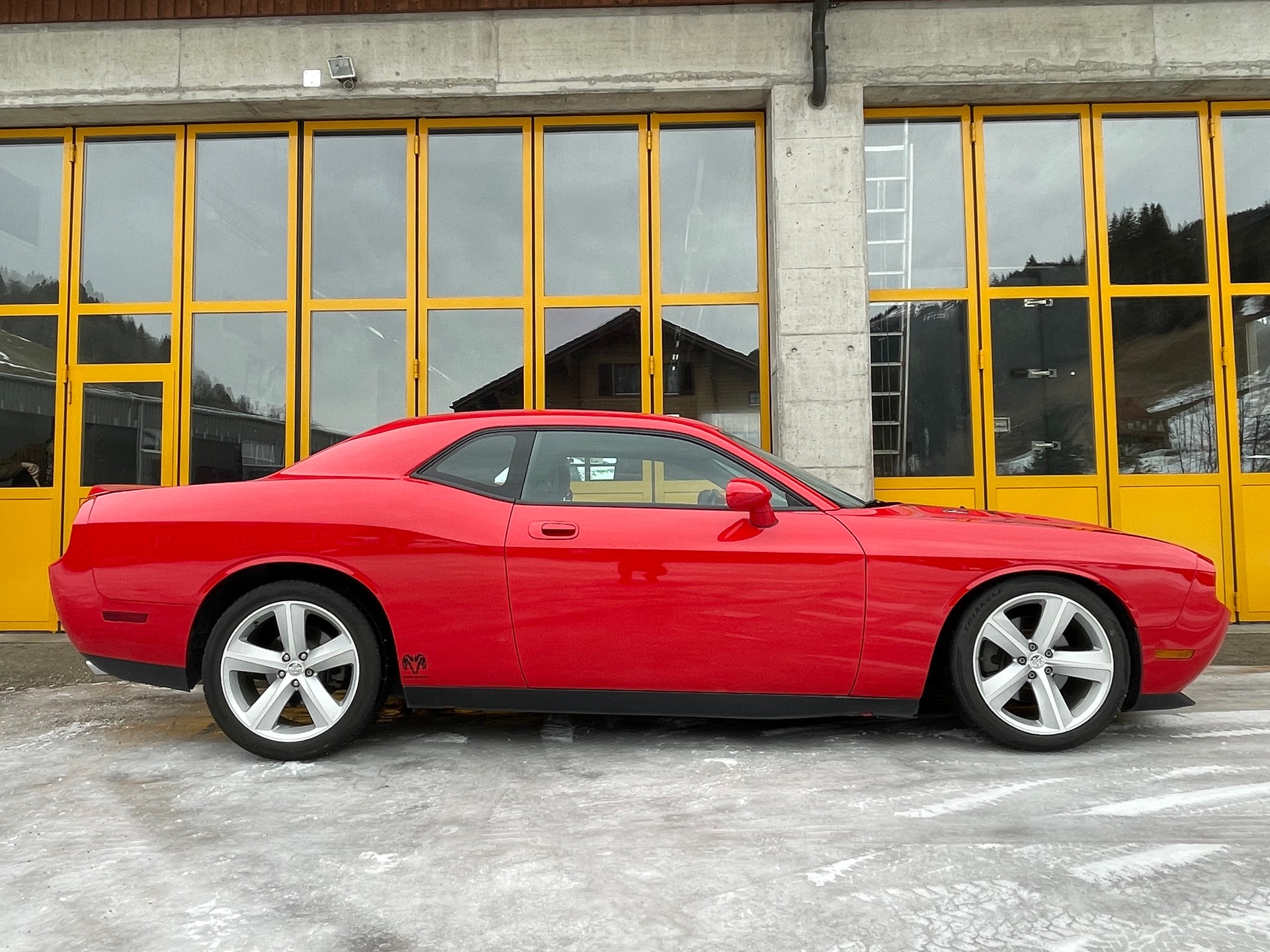 DODGE 5.7 V8 Hemi R/T Miami-image-5