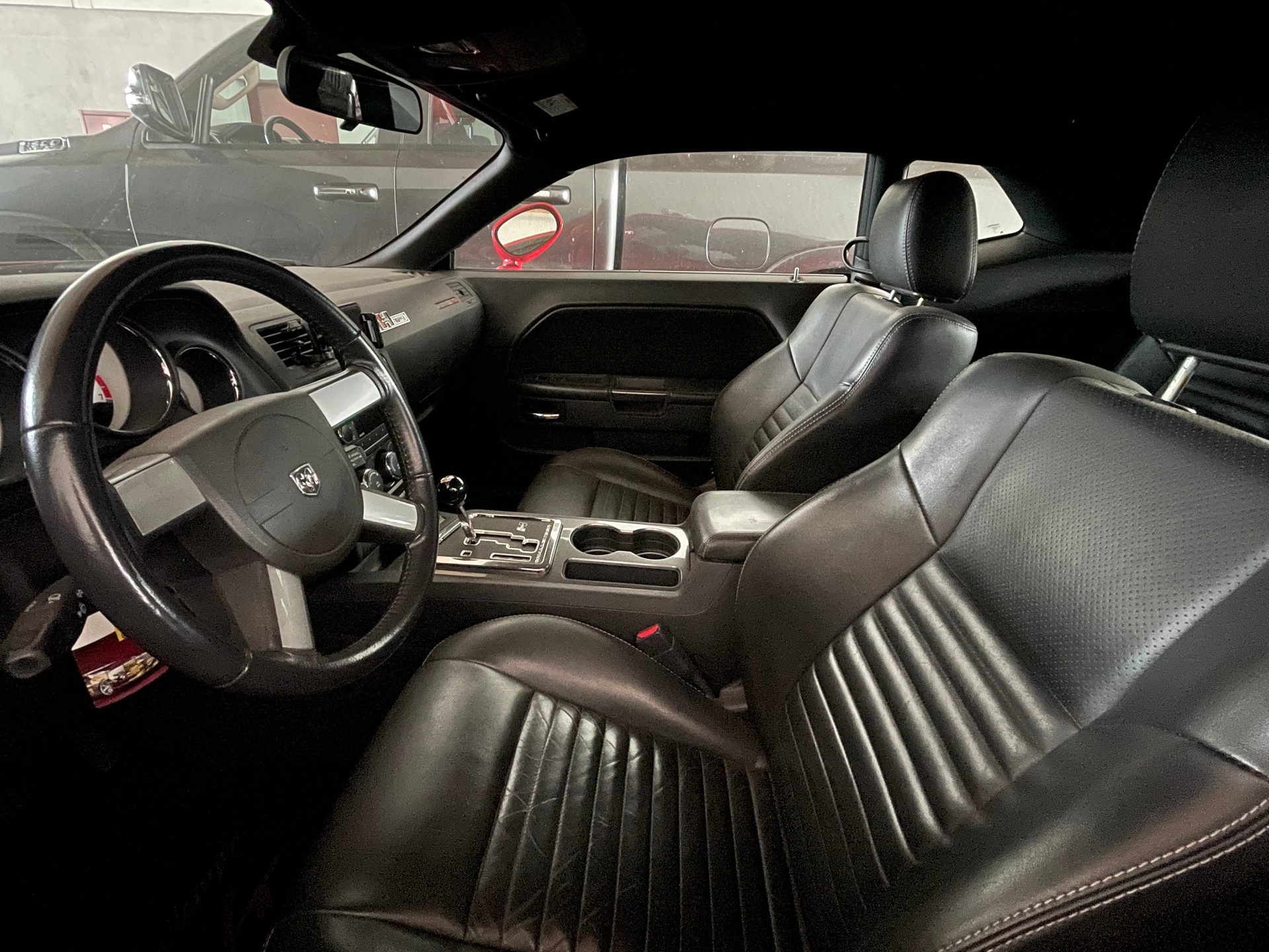 DODGE 5.7 V8 Hemi R/T Miami-image-14