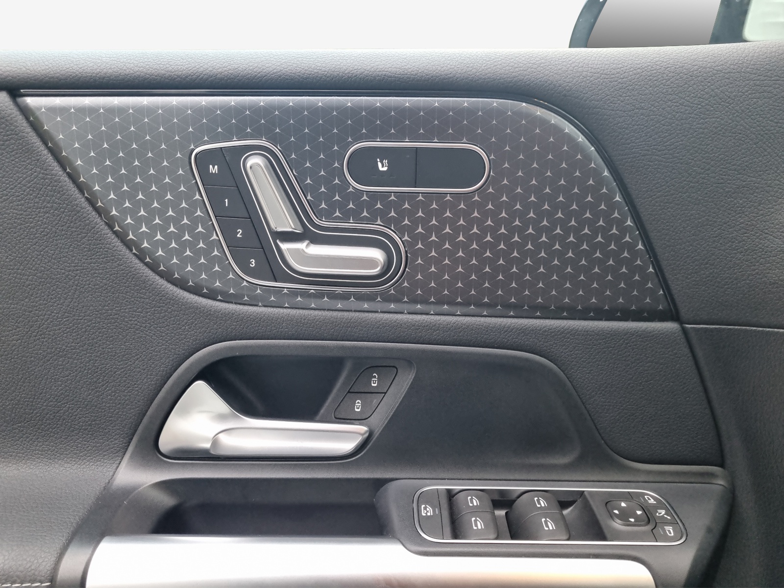 MERCEDES-BENZ B 220 4Matic 8G-DCT-image-15