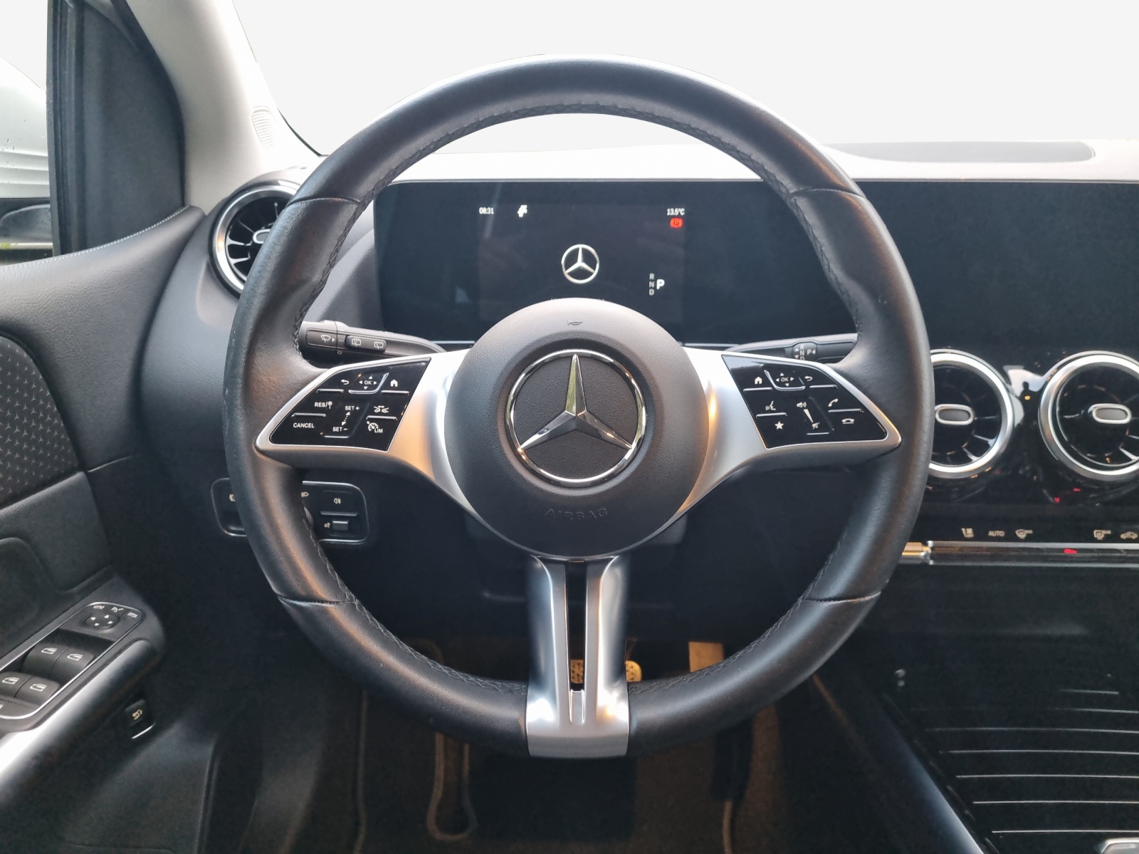 MERCEDES-BENZ B 220 4Matic 8G-DCT-image-9