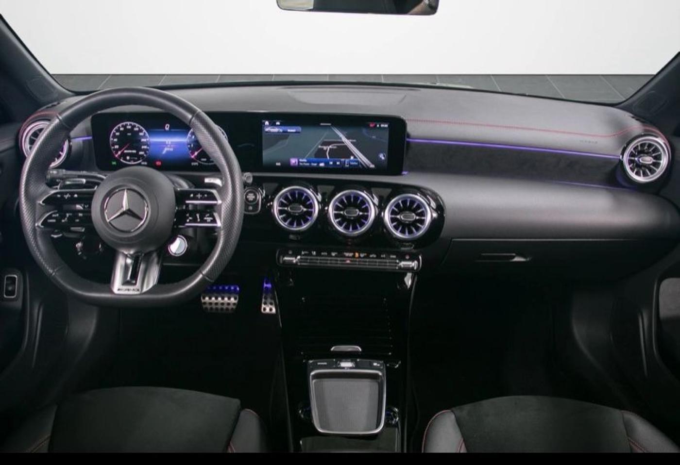 MERCEDES-BENZ CLA 35 AMG 4Matic 8G-DCT-image-22