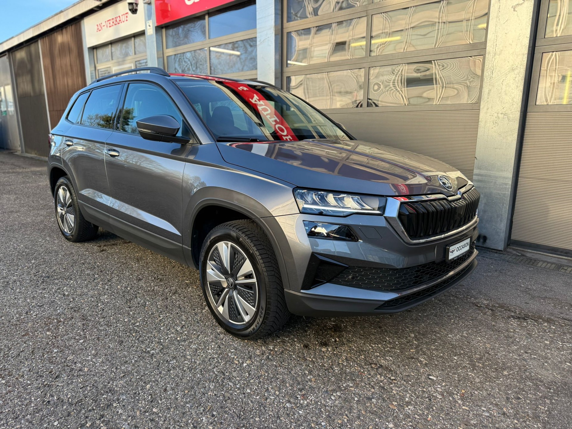 SKODA Karoq 2.0 TDI CR Ambition 4x4 DSG-image-2