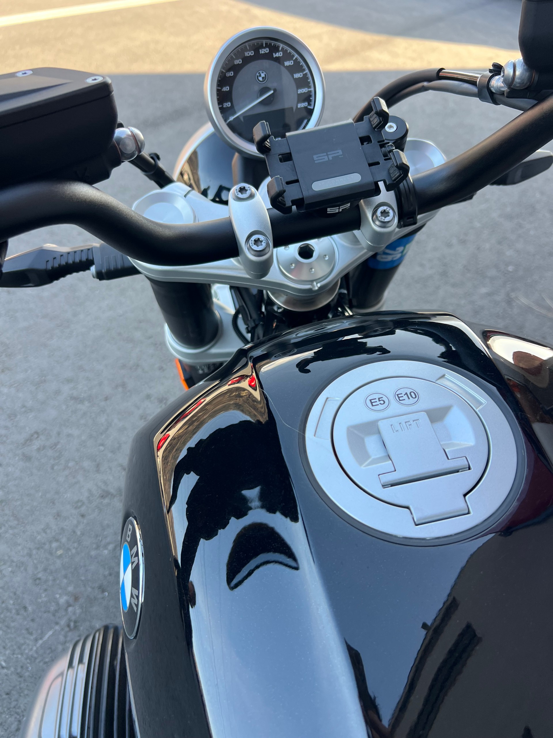 BMW R 12-image-12
