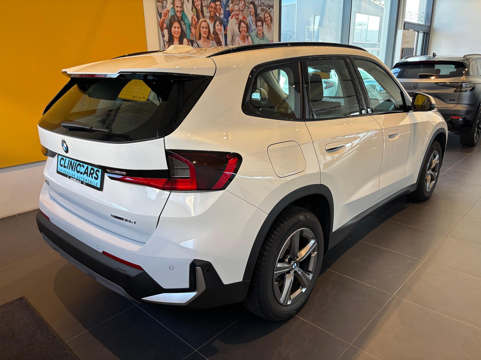BMW X1 sDrive 18d-image-4