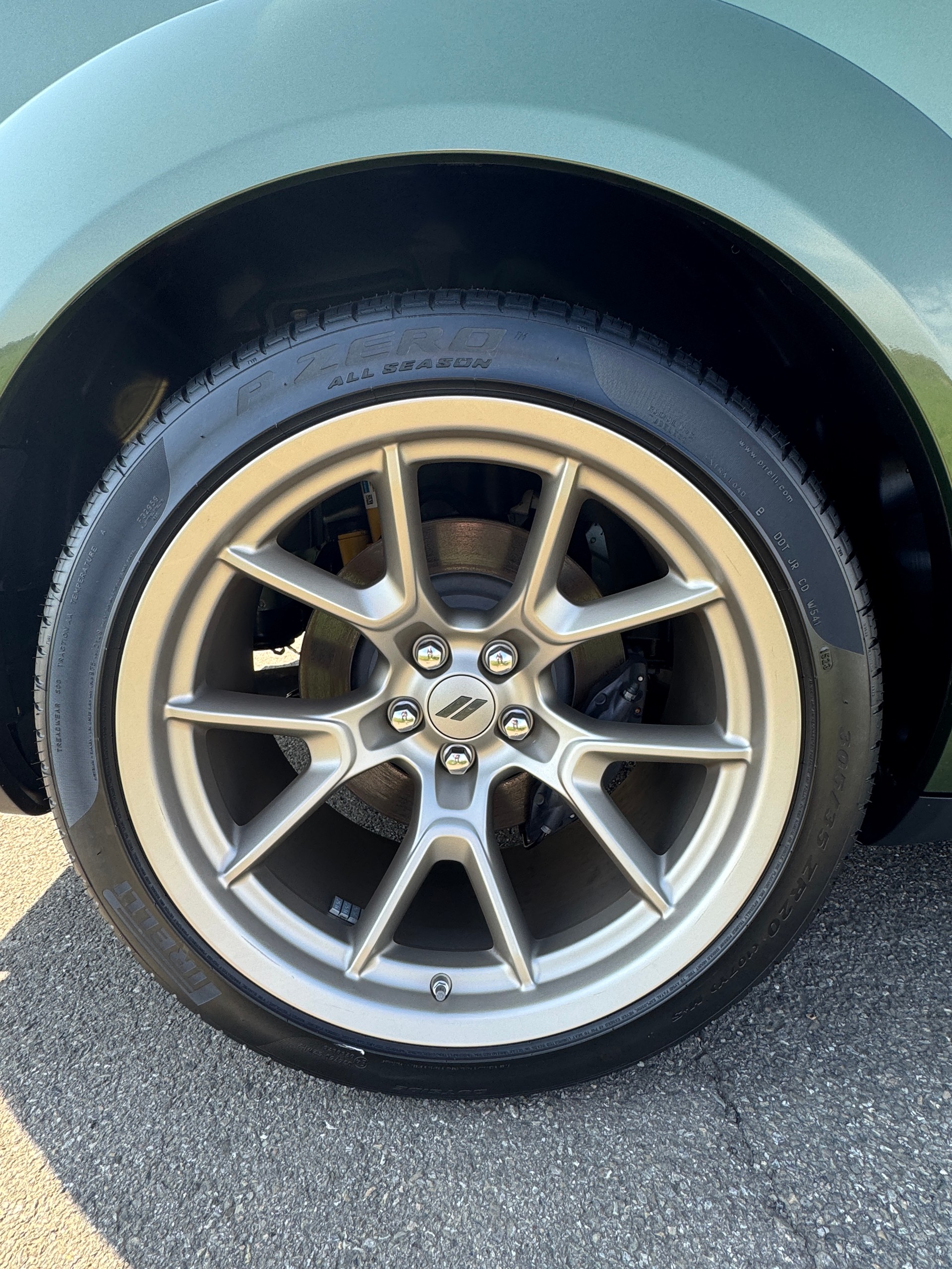 DODGE Challenger 6.4 HEMI Scat Pack Widebody – Swinger - Last Call Edition-image-11