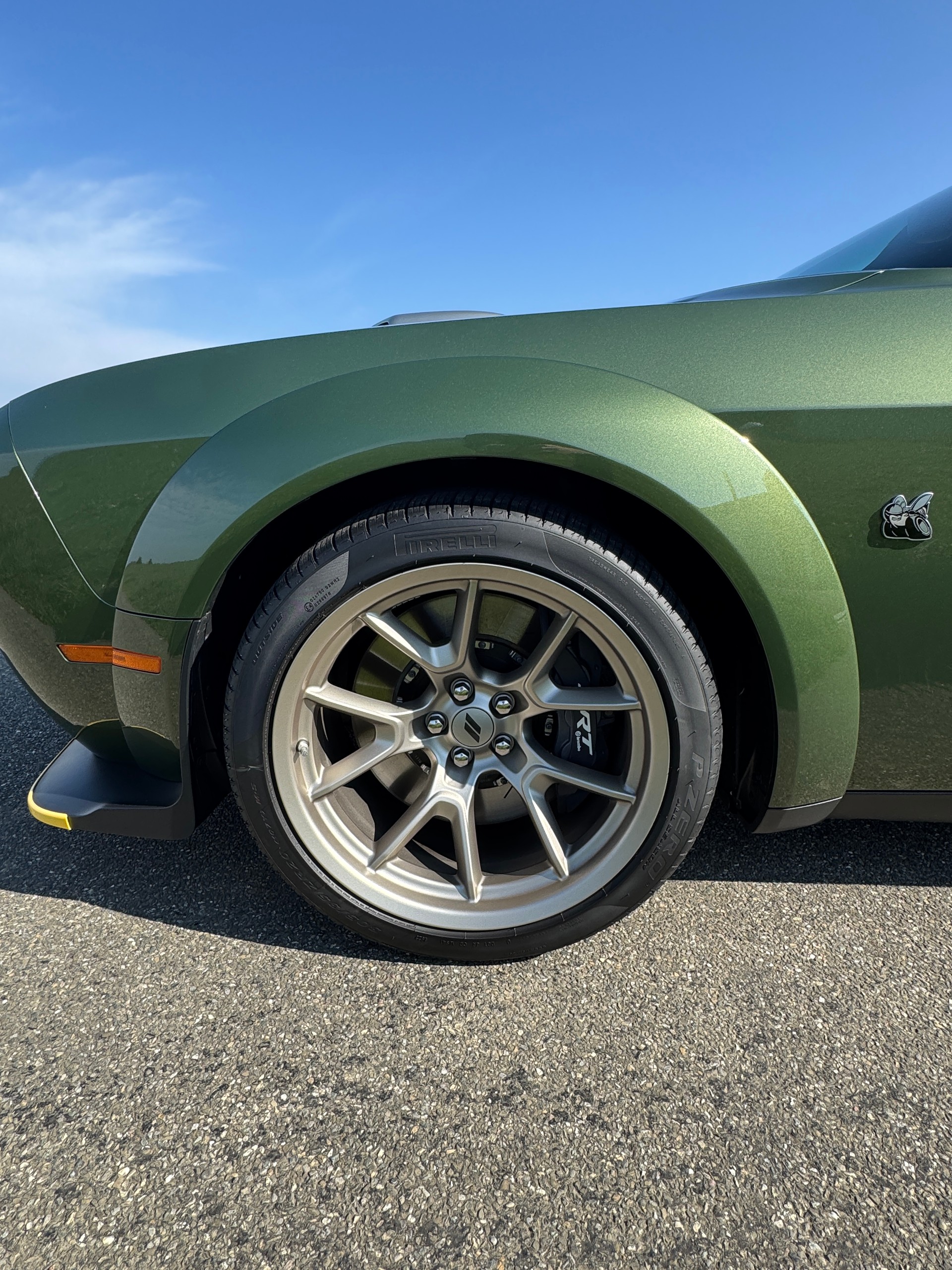 DODGE Challenger 6.4 HEMI Scat Pack Widebody – Swinger - Last Call Edition-image-13