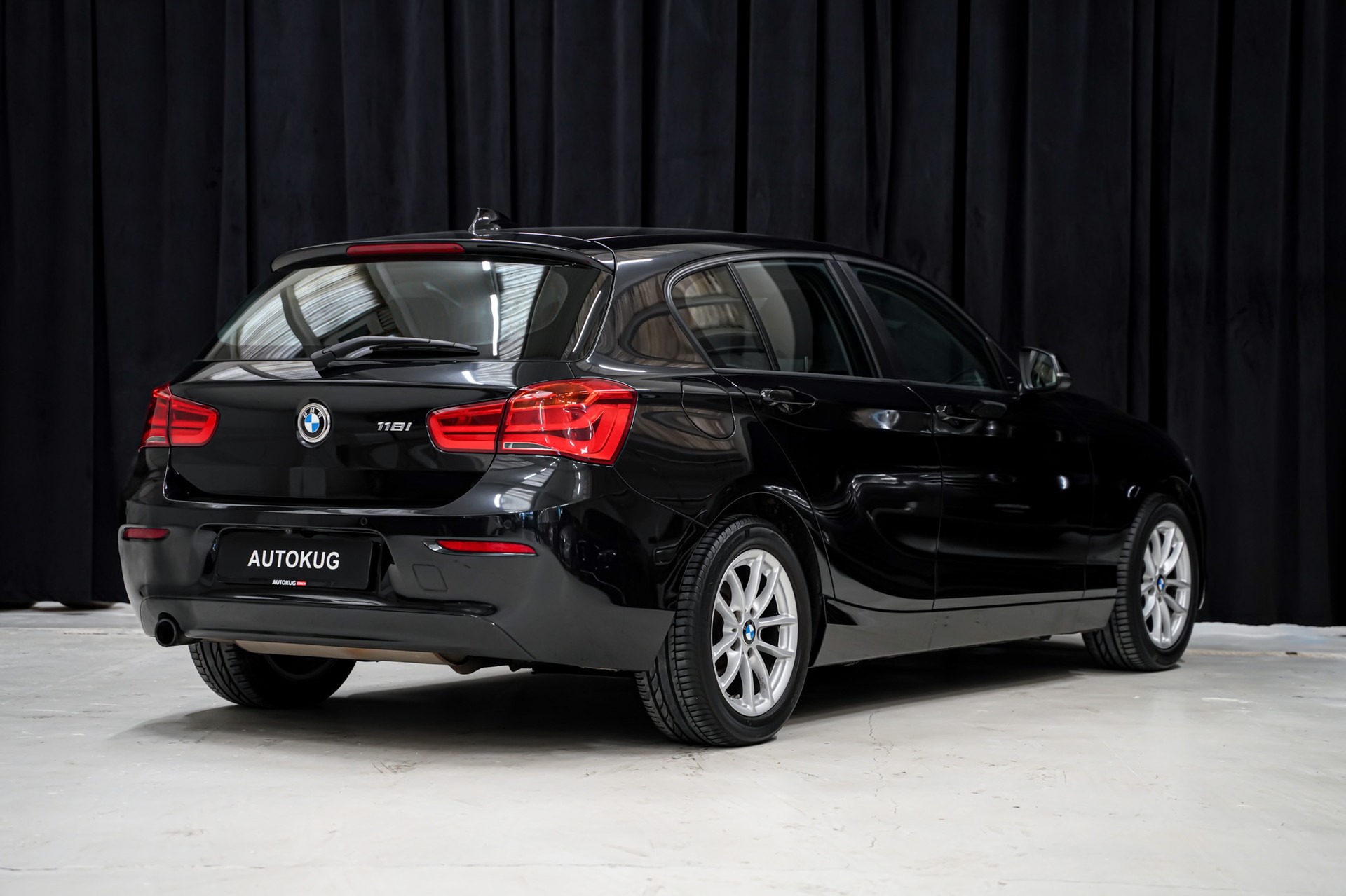 BMW 118i Urban Line-image-6