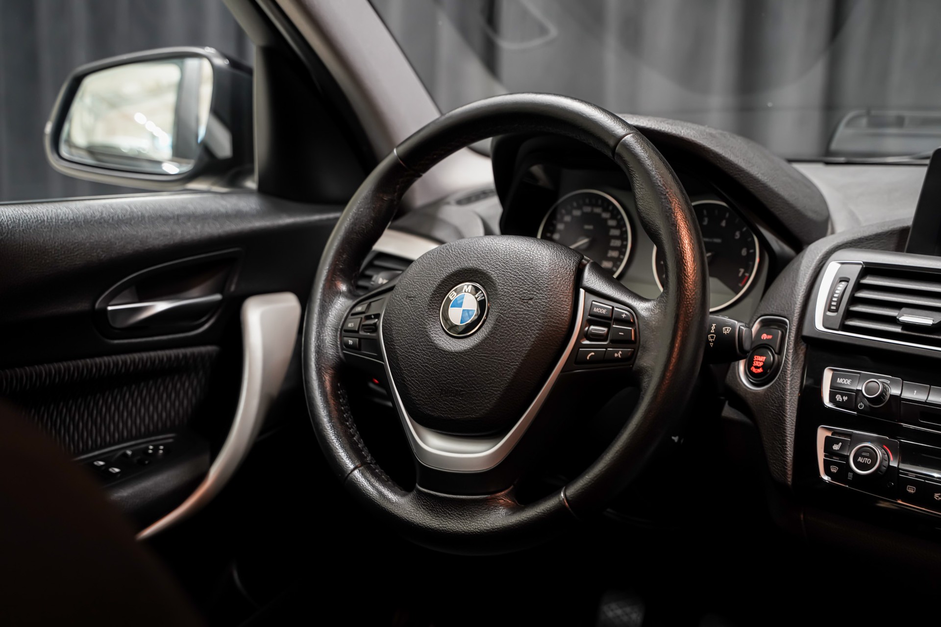BMW 118i Urban Line-image-17