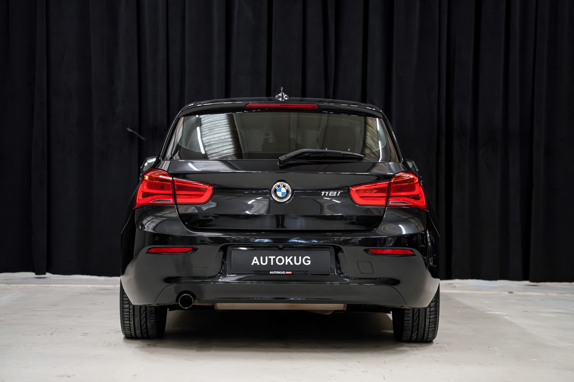 BMW 118i Urban Line-image-5