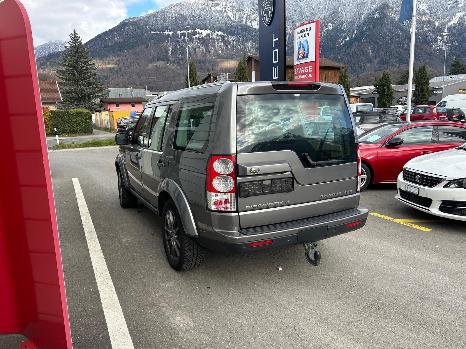 LAND ROVER Discovery 3.0 TDV6 HSE Automatic-image-8