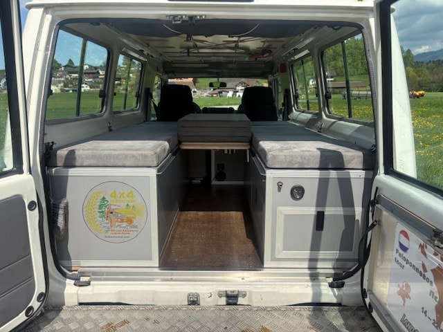 TOYOTA HZJ 78 Buschtaxi-image-7