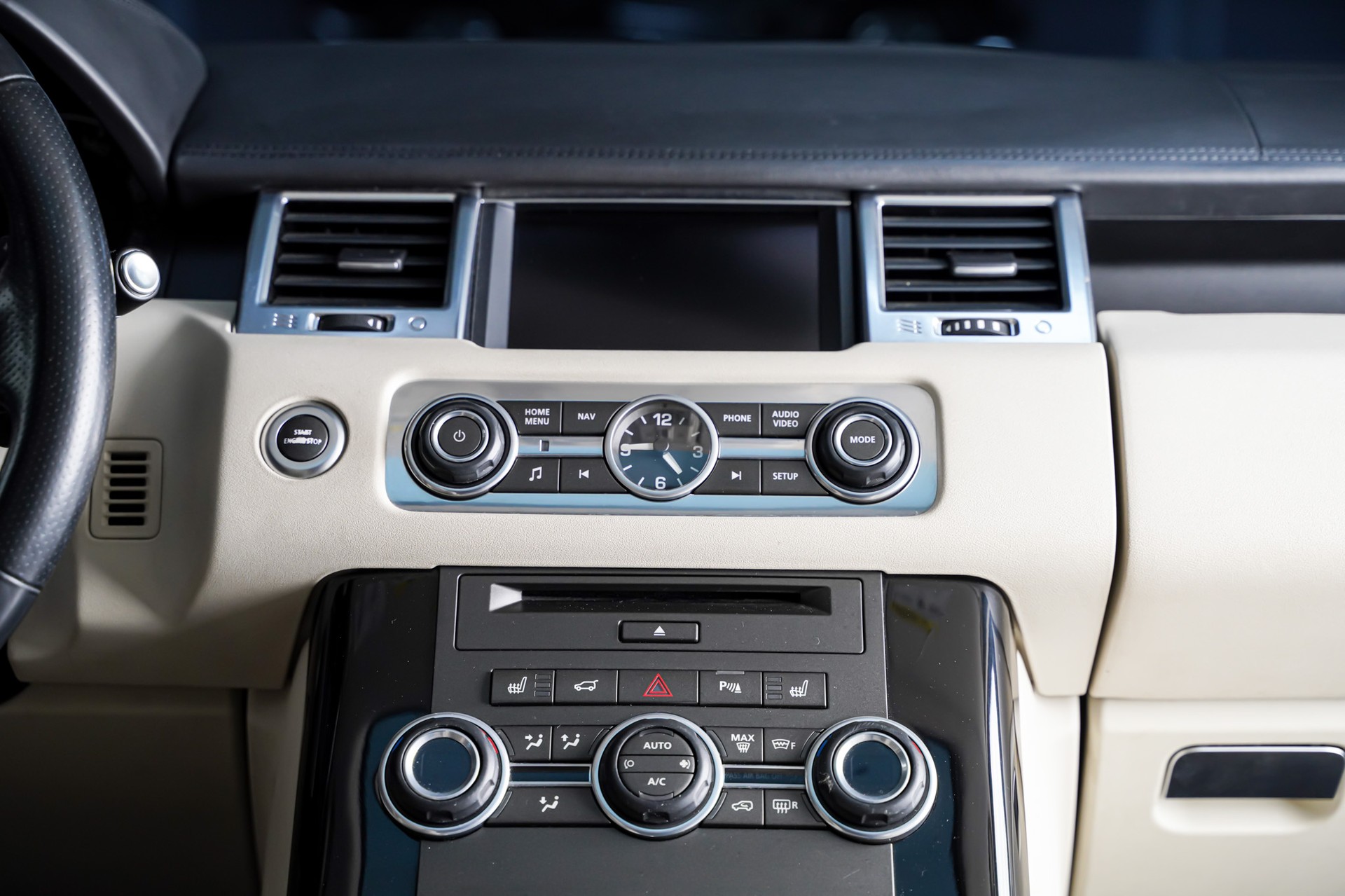LAND ROVER Range Rover Sport 3.0 TDV6 Autobiography Automatic-image-22