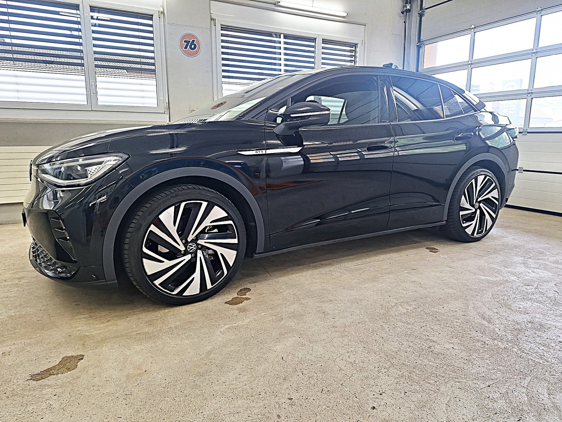 VW ID.5 GTX 77 kWh 4Motion⚡Keine Ablieferungspauschale⚡-showroom-element-3