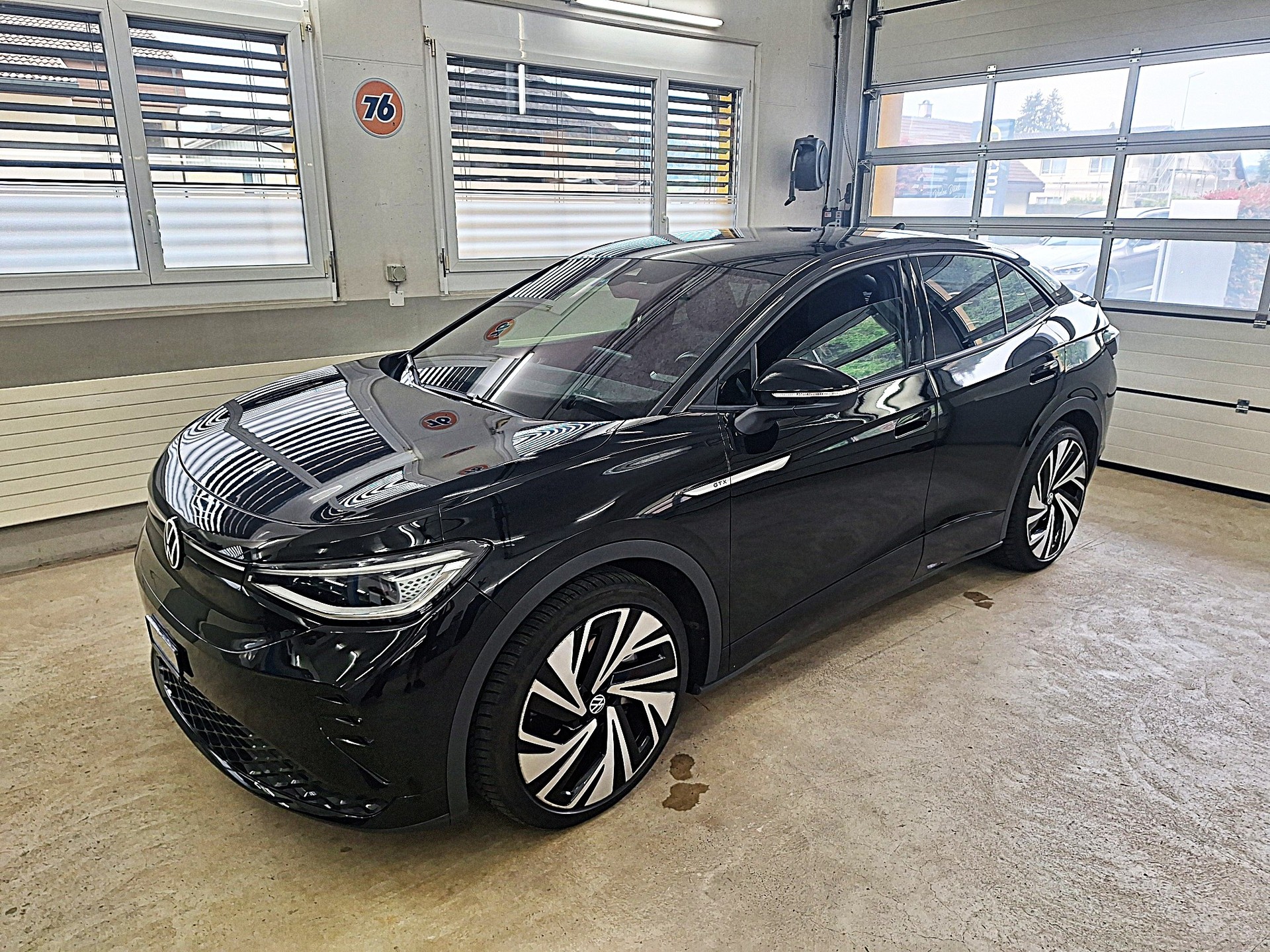 VW ID.5 GTX 77 kWh 4Motion⚡Keine Ablieferungspauschale⚡-showroom-element-2