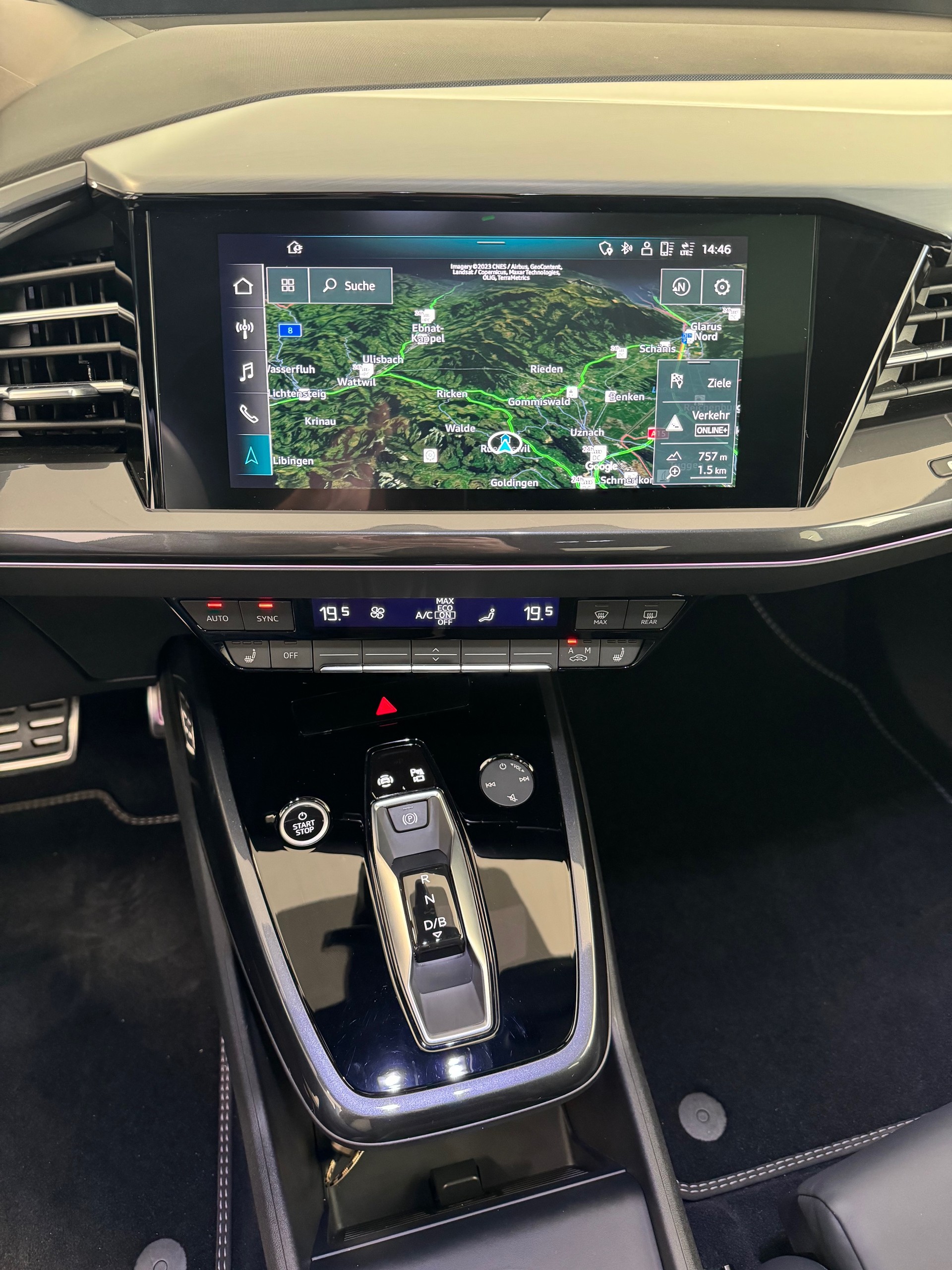 AUDI Q4 Sportback e-tron 50 quattro-image-4