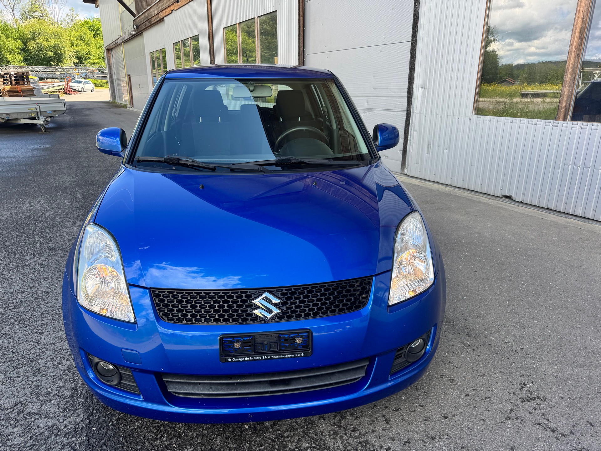 SUZUKI Swift 1.3i 16V GL Top Piz Sulai LE 4x4-image-1