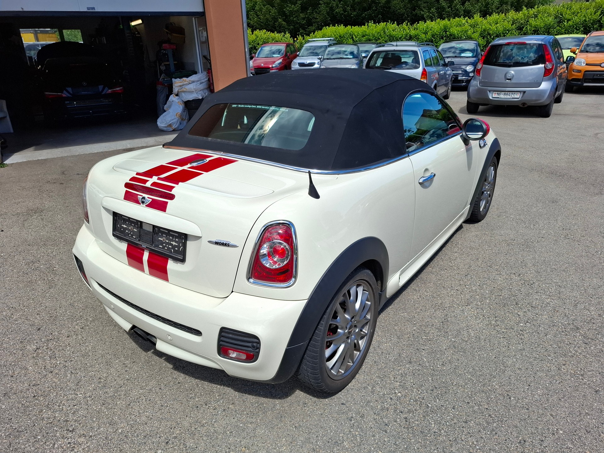 MINI Cooper John Cooper Works Roadster-image-12