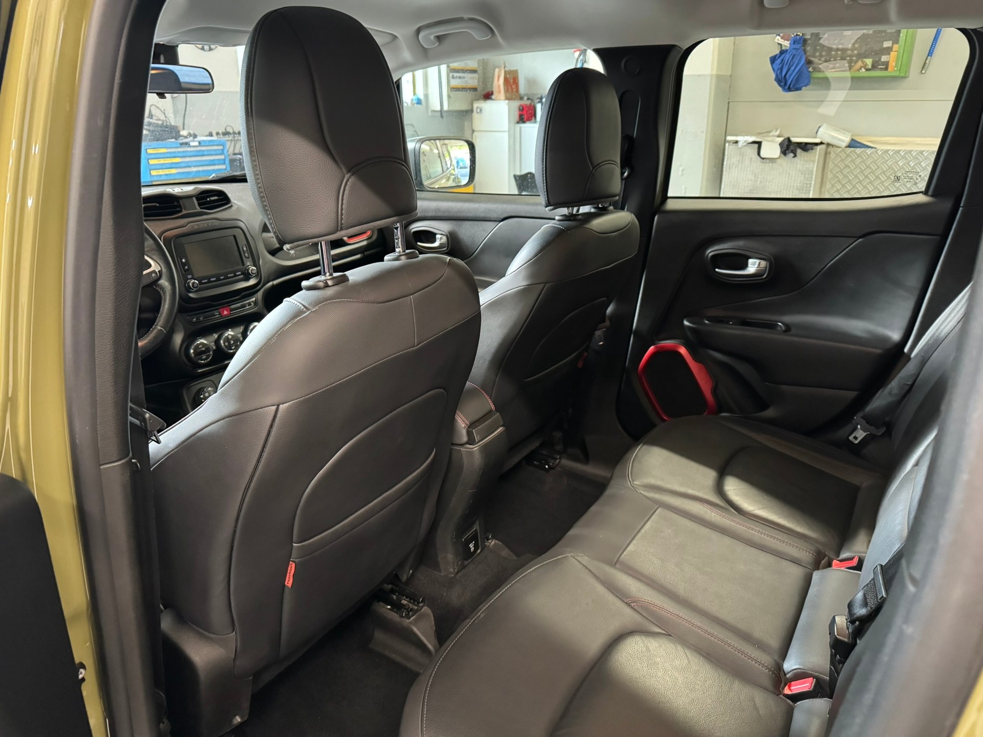 JEEP Renegade 2.0 CRD Trailhawk AWD + Low Range 9ATX-image-10