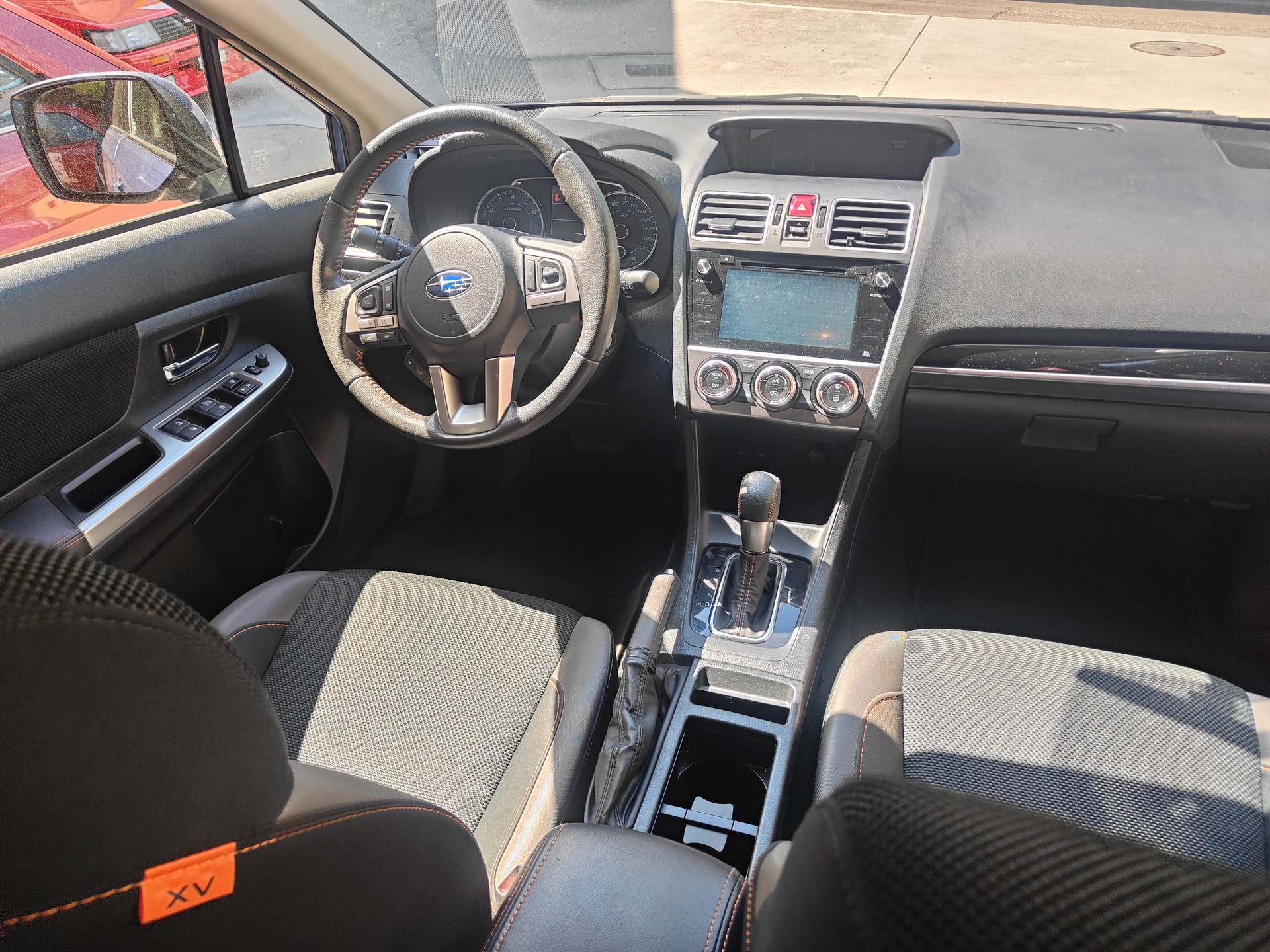 SUBARU XV 2.0 Swiss Two AWD CVT-image-5