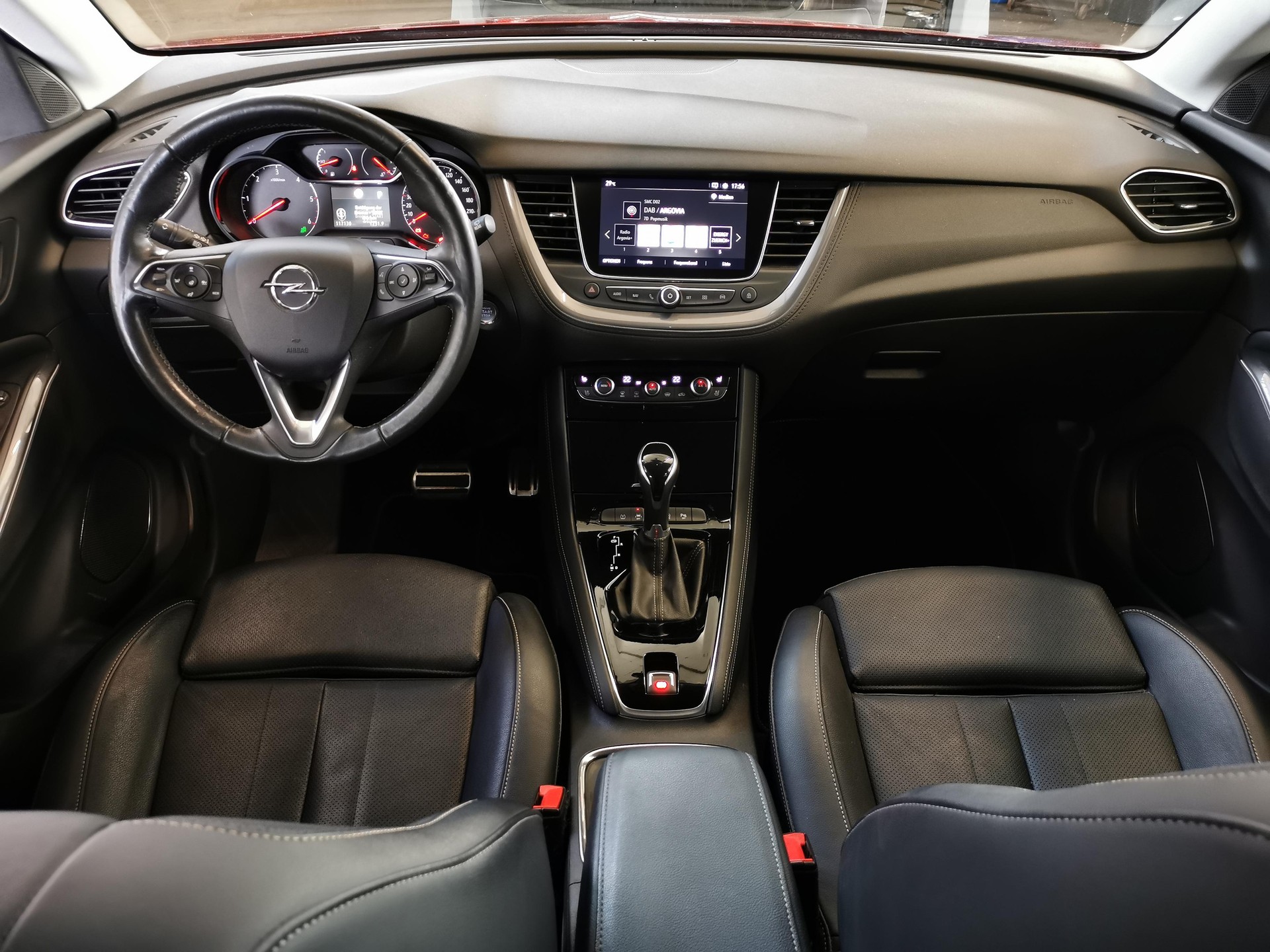 OPEL Grandland X 2.0 CDTi Ultimate-image-8