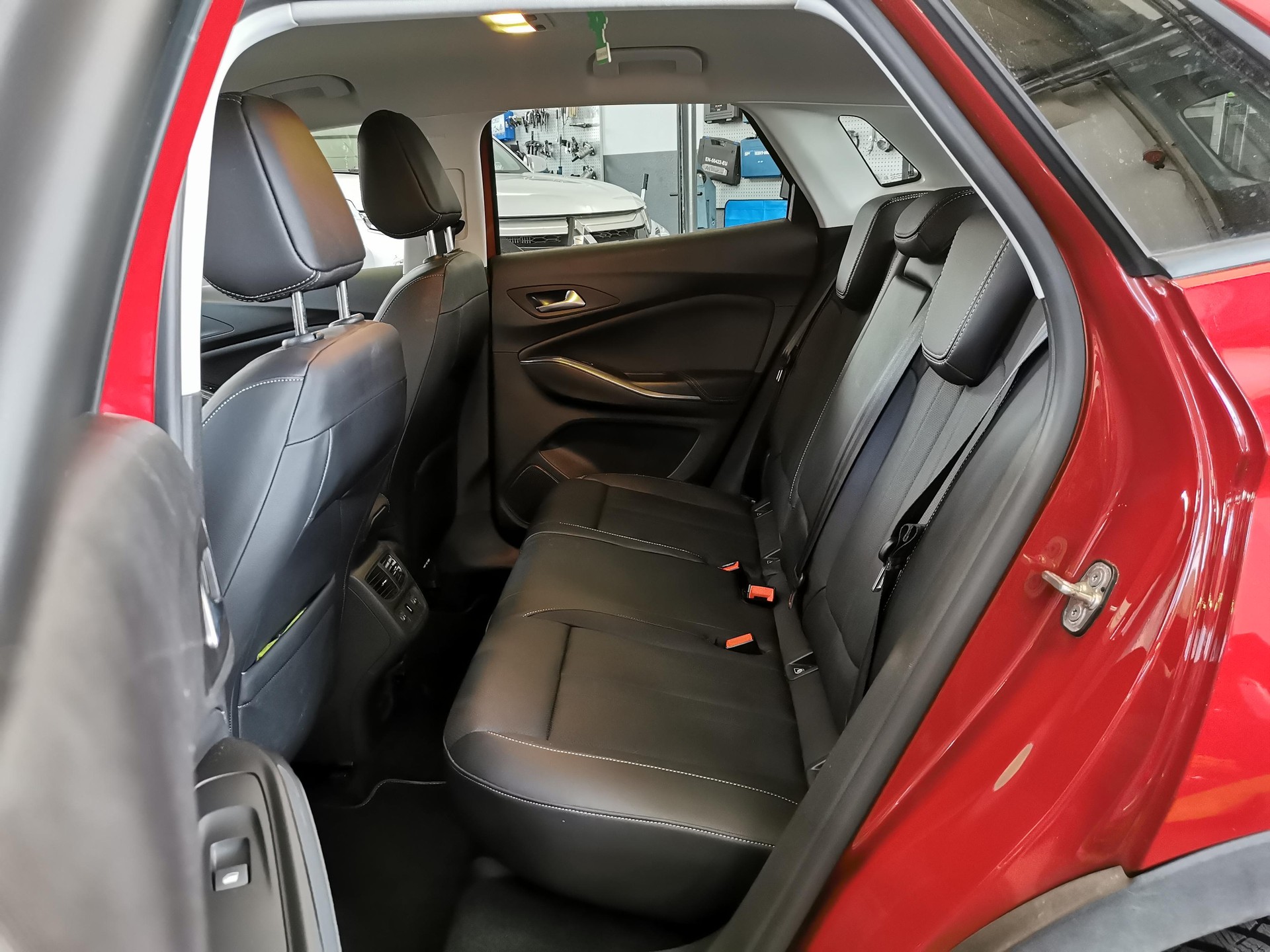 OPEL Grandland X 2.0 CDTi Ultimate-image-7